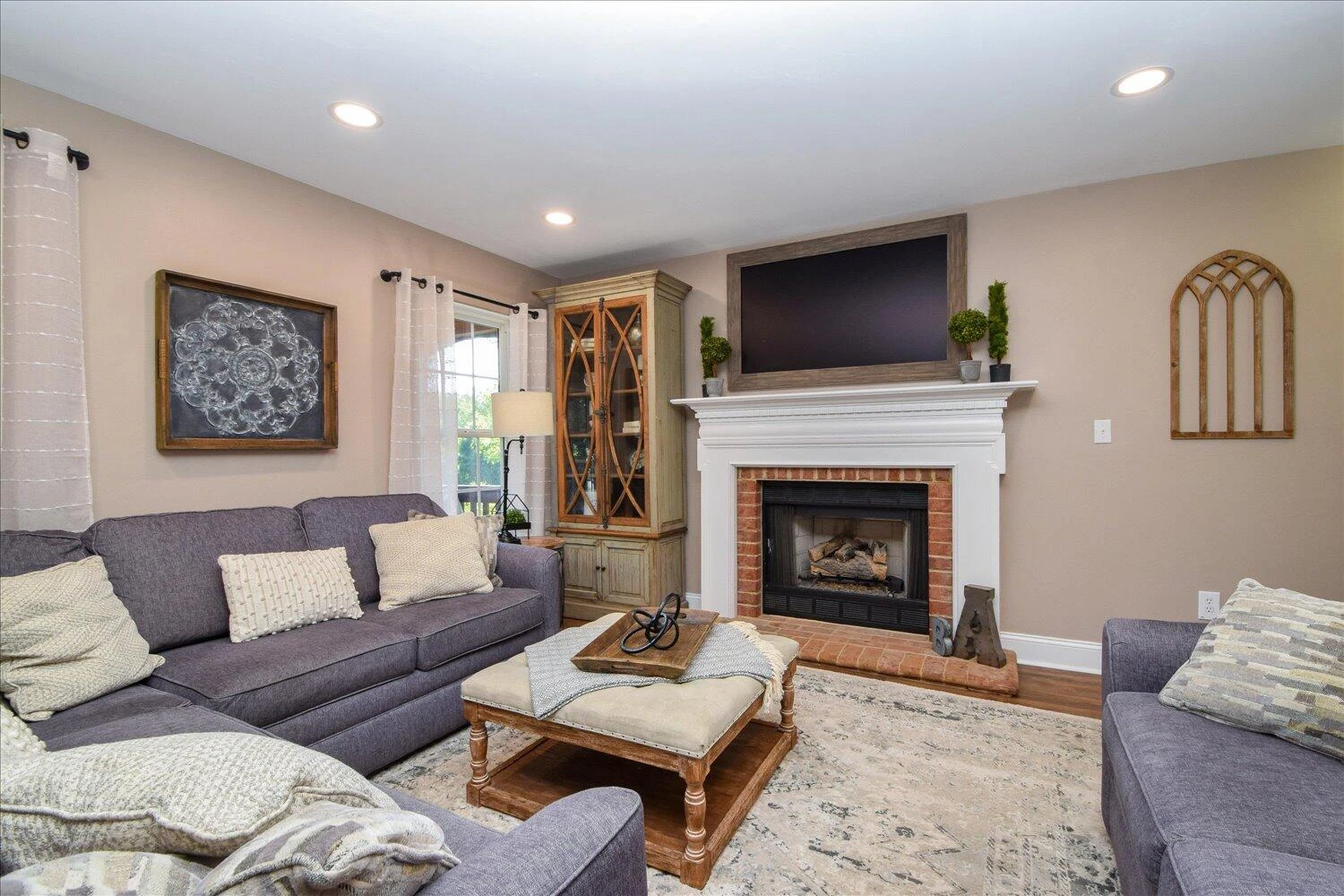 6065 Chagall DR - Photo 10