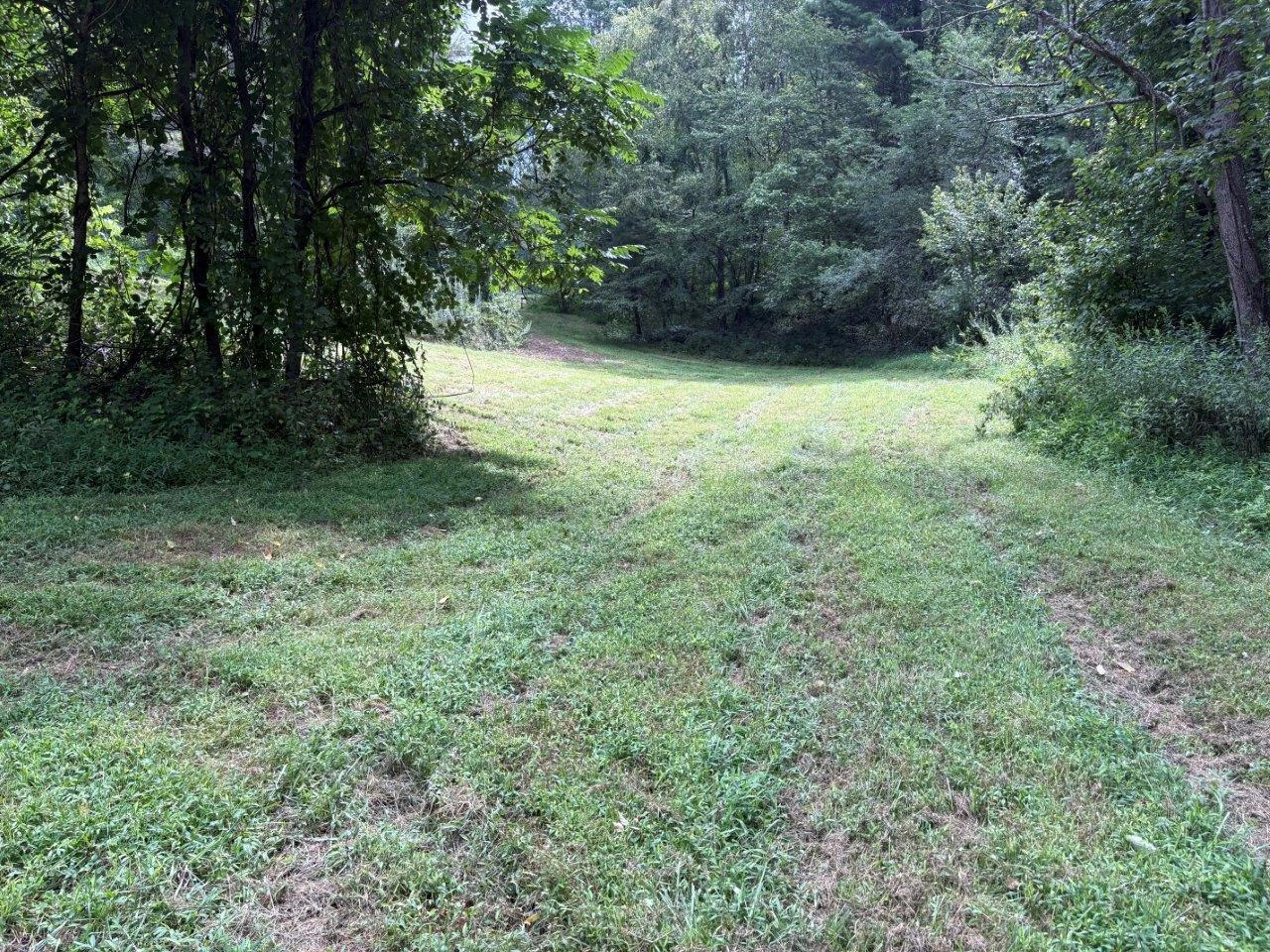 8947 Sugar Run RD - Photo 24
