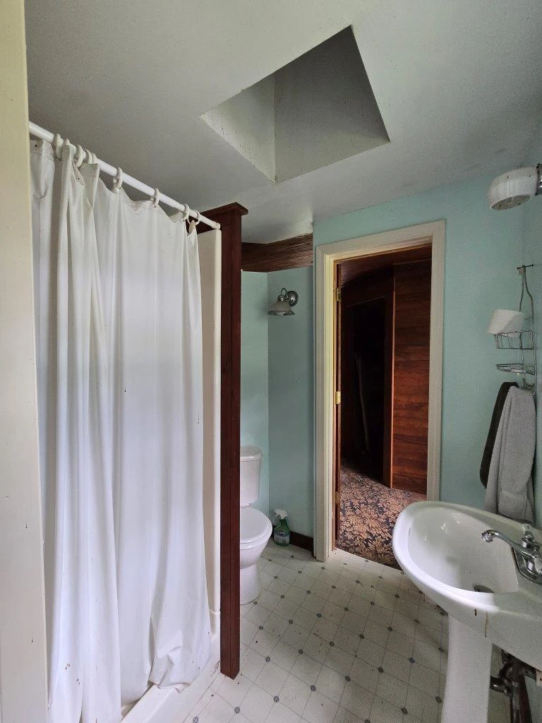 8947 Sugar Run RD - Photo 8