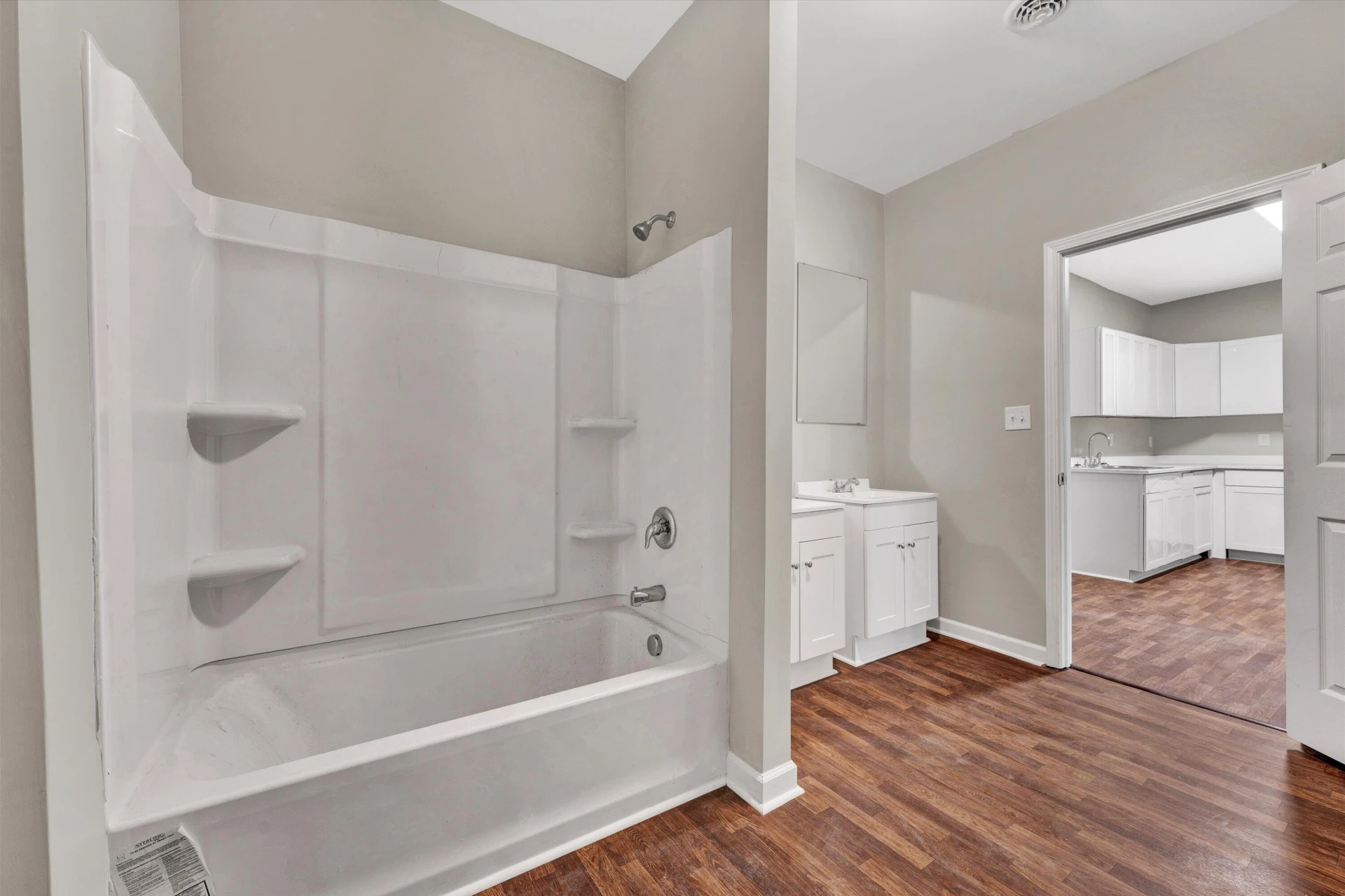 2405 Roanoke AVE - Photo 10