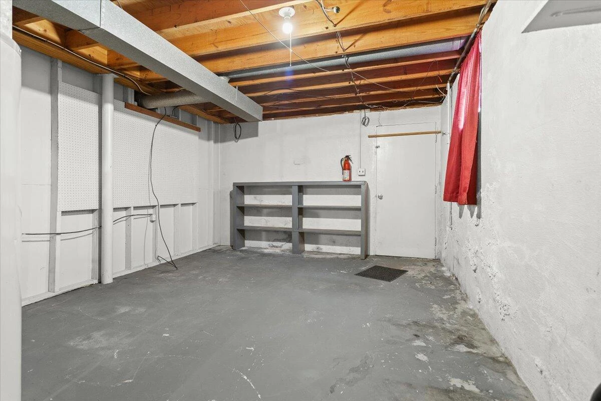 2102 Byrd AVE - Photo 19