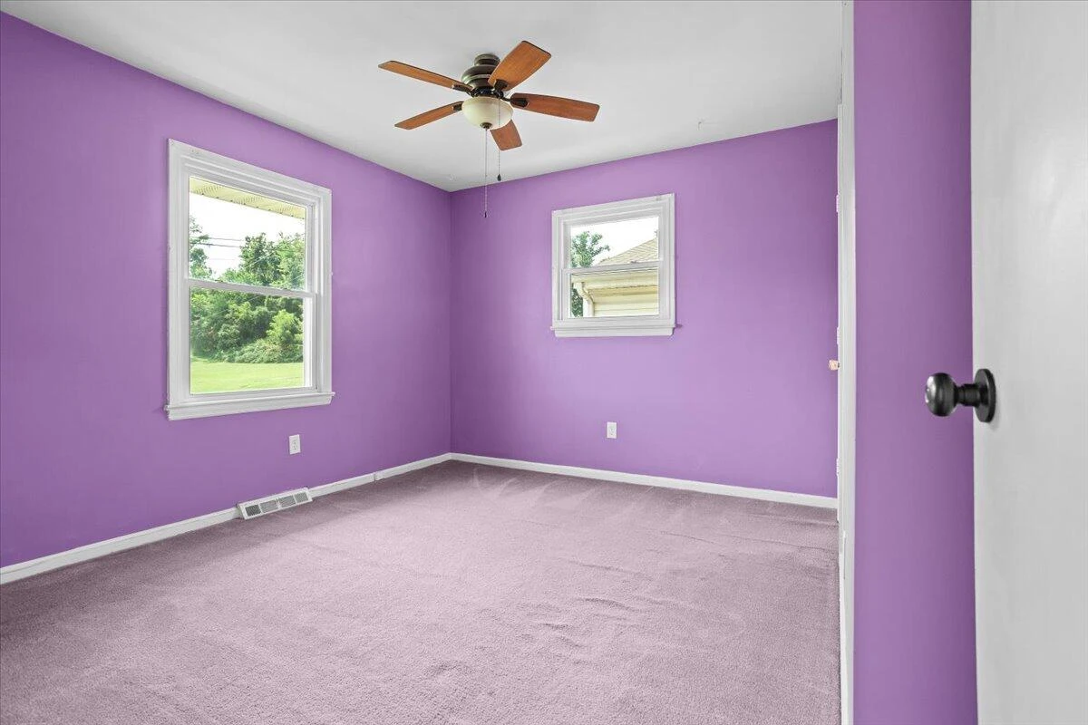 2102 Byrd AVE - Photo 7