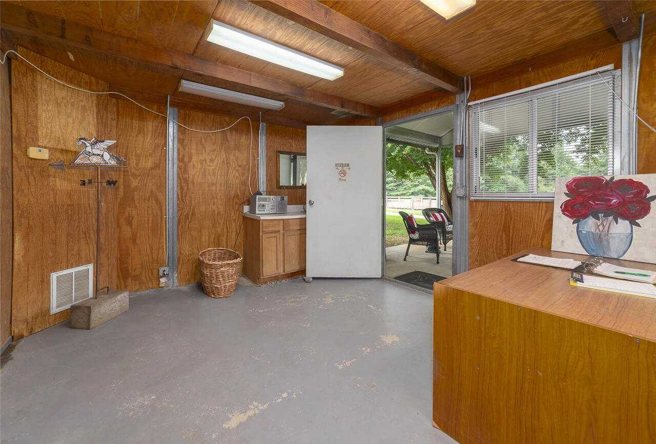 9195 Springwood RD - Photo 51