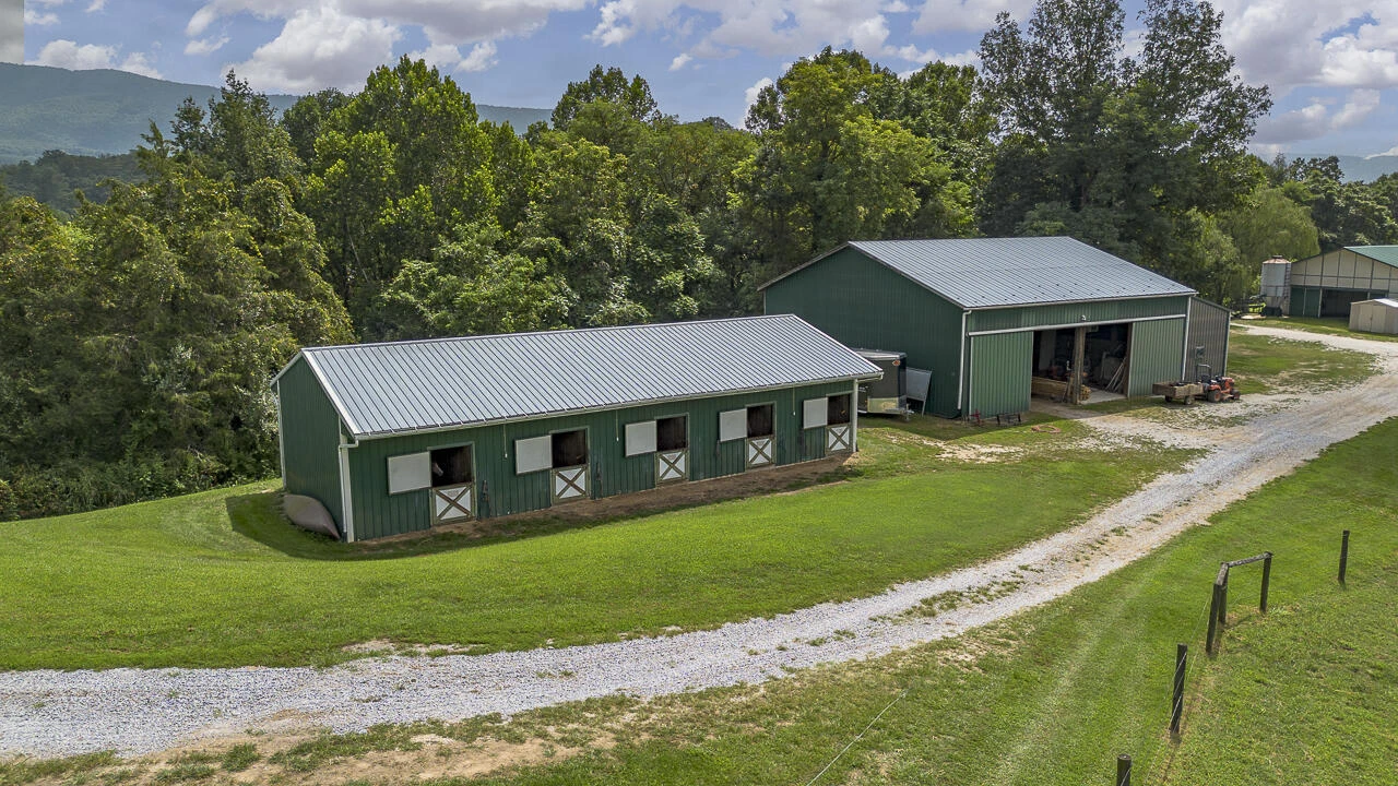 9195 Springwood RD - Photo 9