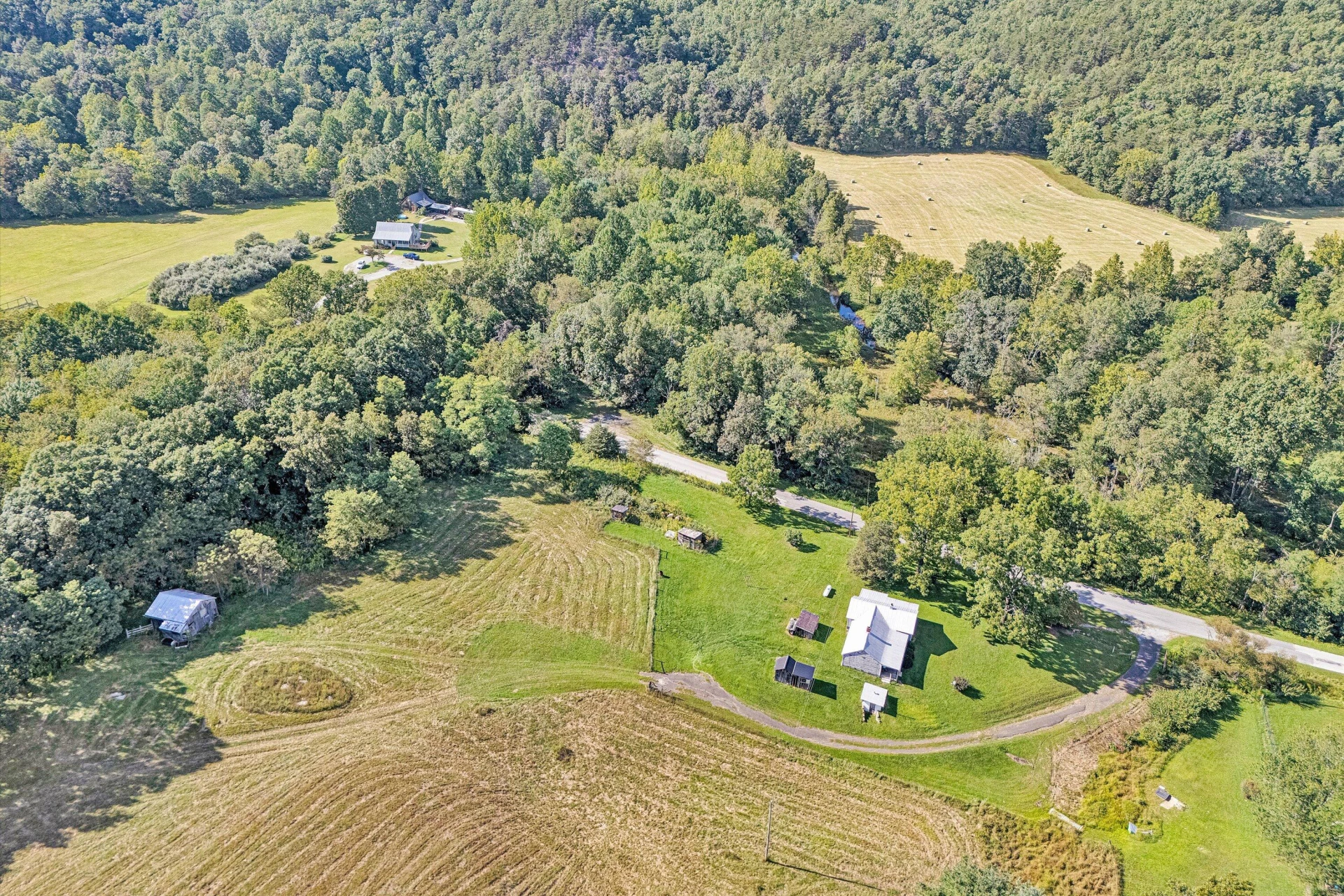 2816 Johns Creek RD - Photo 11