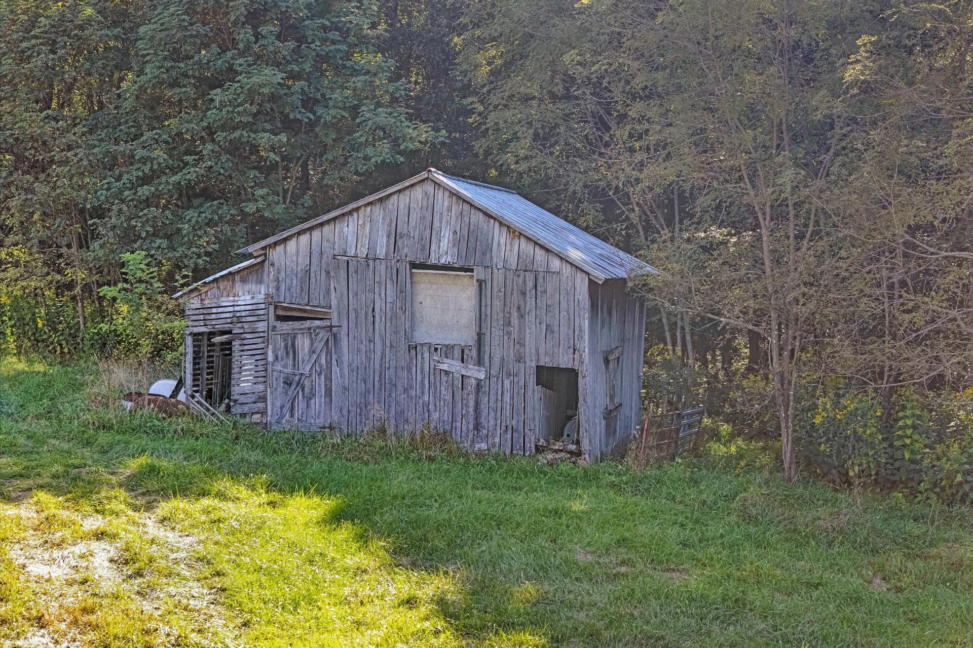 2816 Johns Creek RD - Photo 16