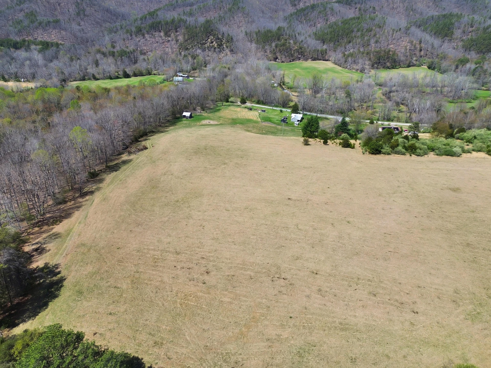 2816 Johns Creek RD - Photo 30