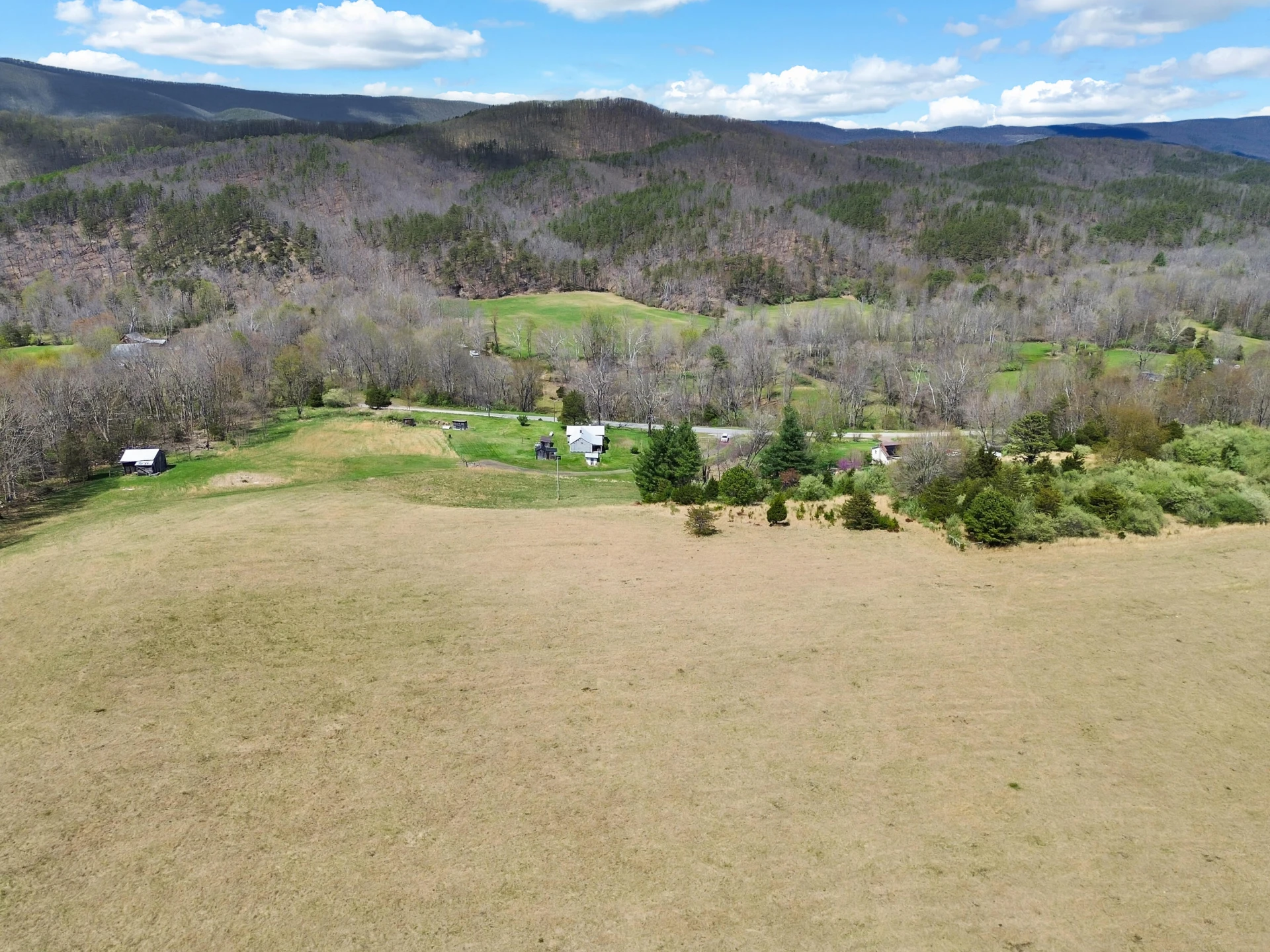 2816 Johns Creek RD - Photo 31