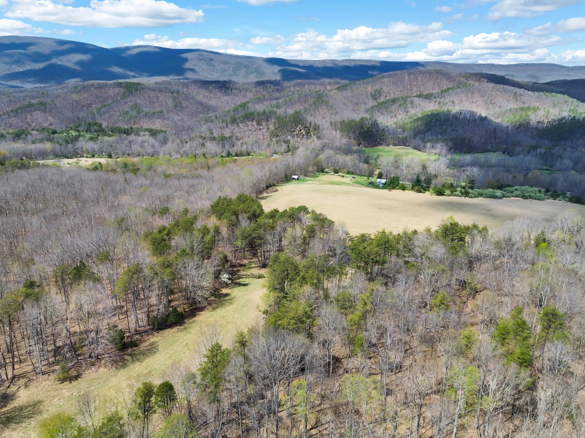 2816 Johns Creek RD - Photo 37