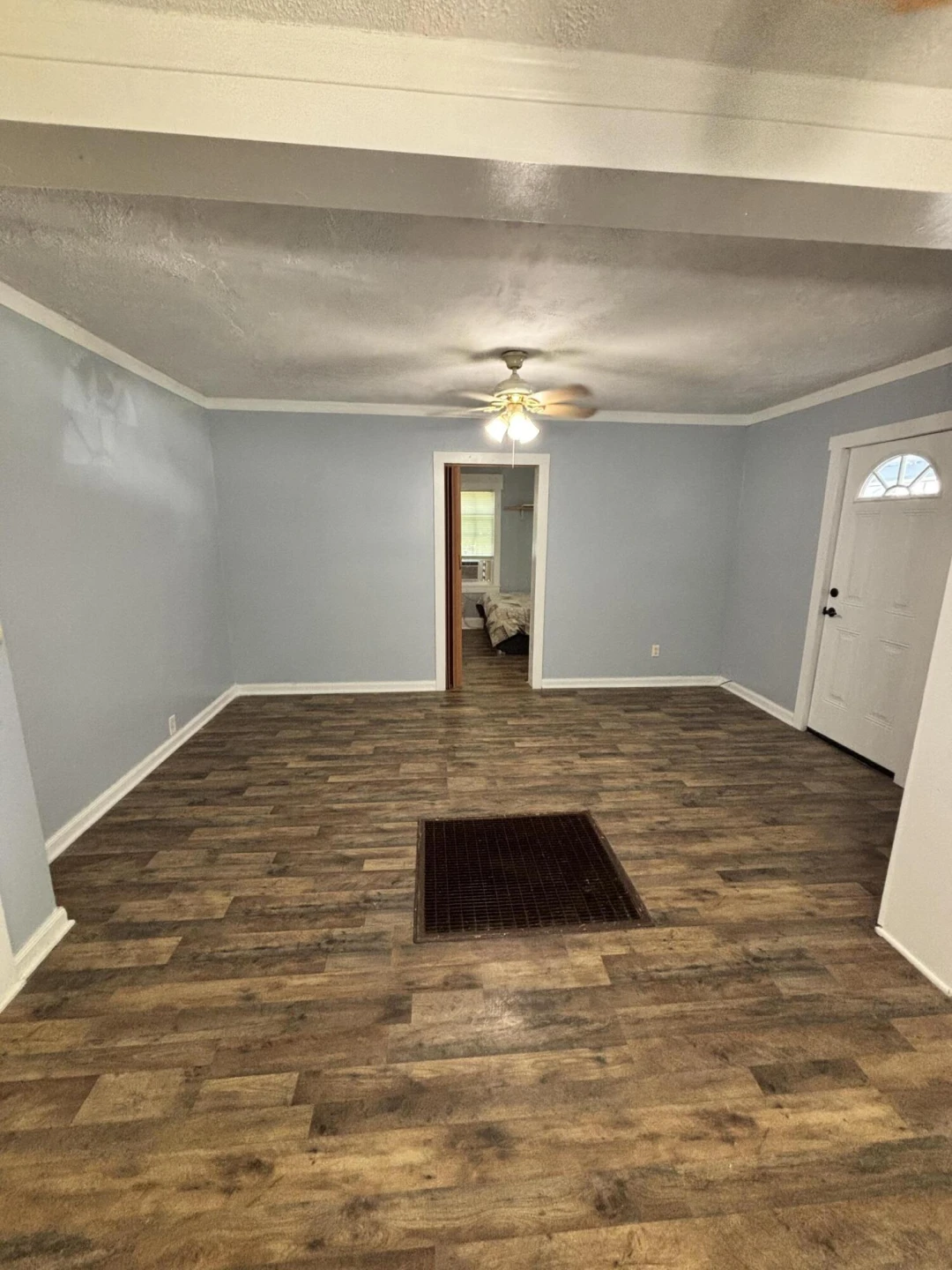 319 Hazel ST - Photo 3