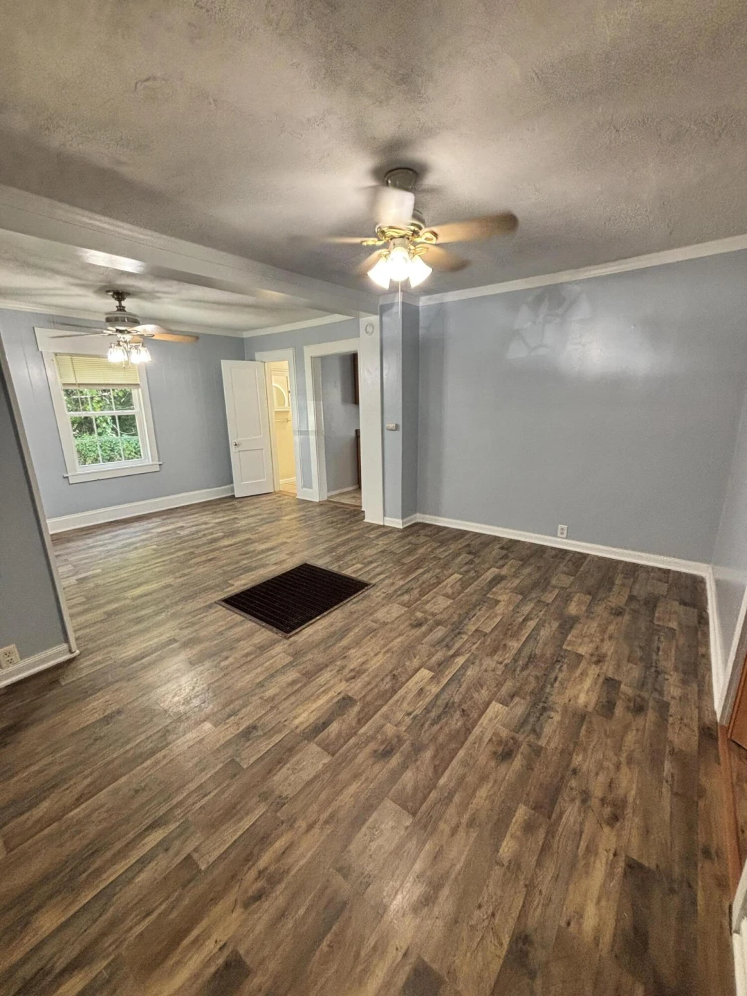 319 Hazel ST - Photo 4
