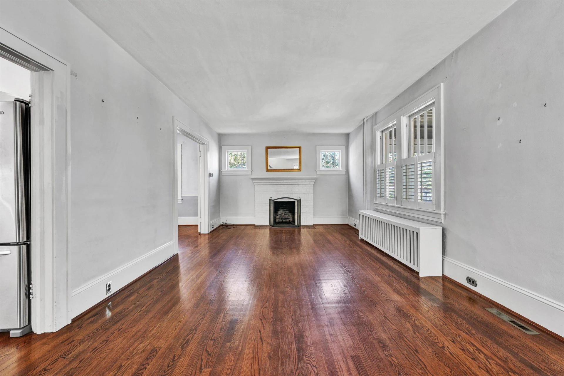 1810 Windsor AVE - Photo 17