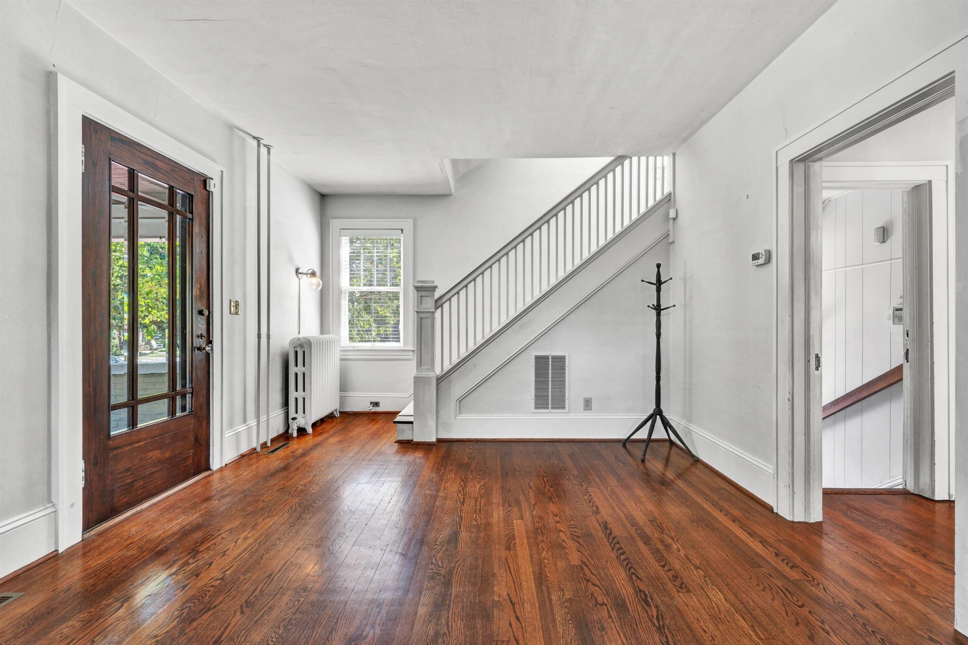 1810 Windsor AVE - Photo 20