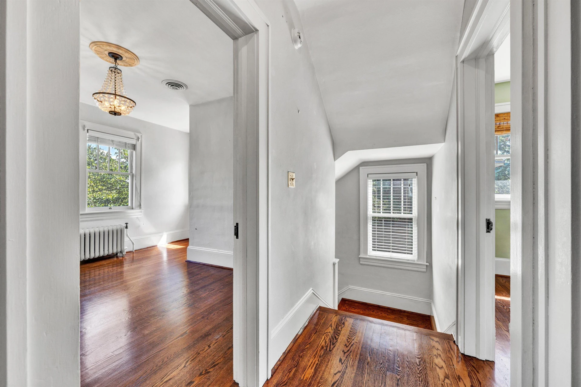1810 Windsor AVE - Photo 37