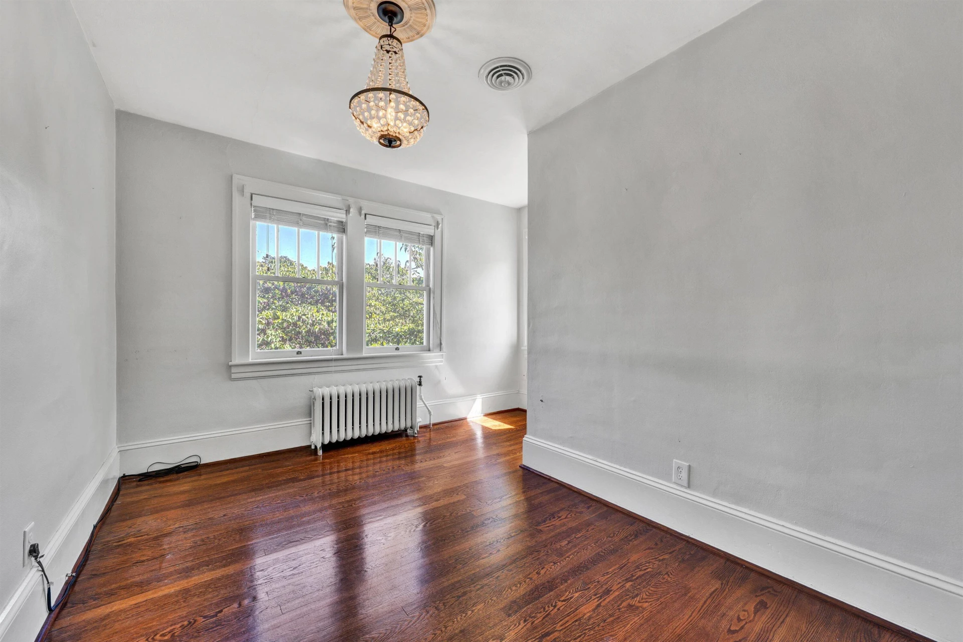 1810 Windsor AVE - Photo 38