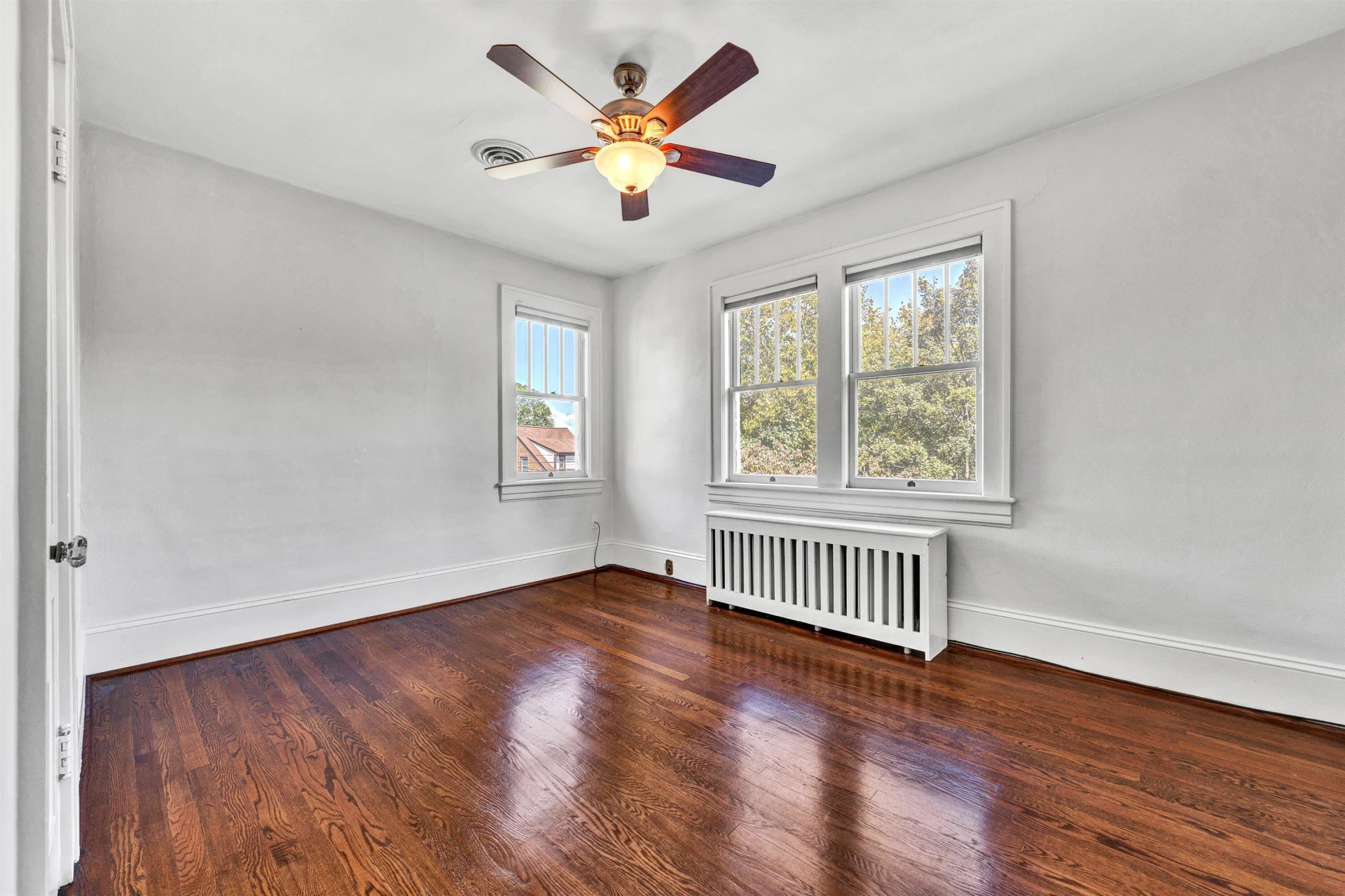 1810 Windsor AVE - Photo 42