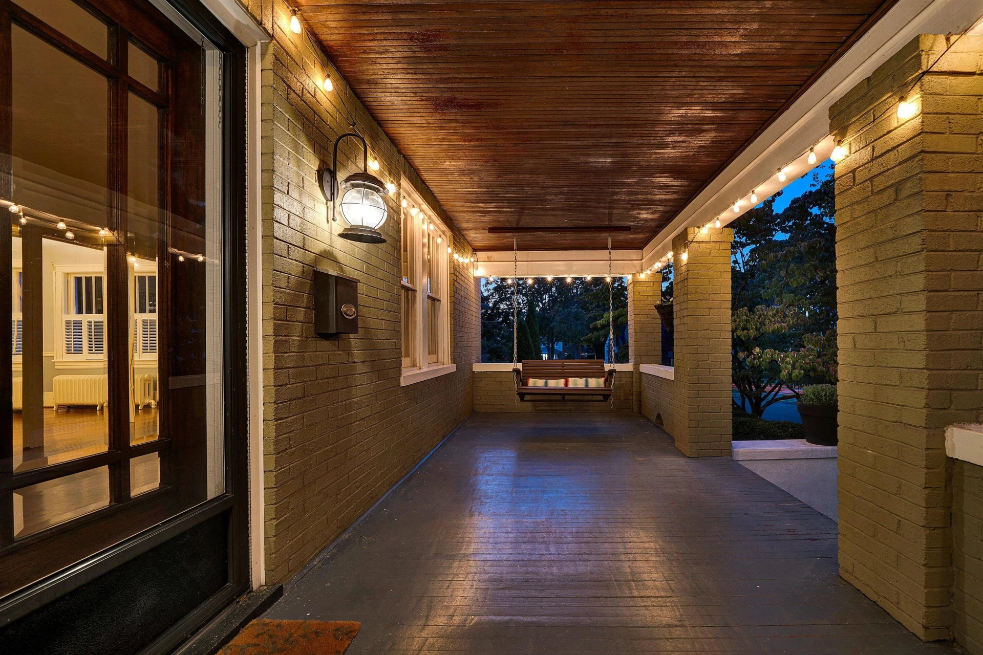 1810 Windsor AVE - Photo 13