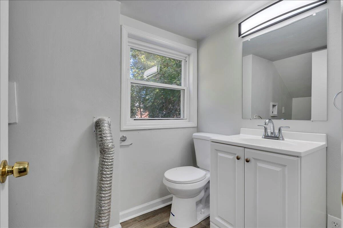 2608 Dorchester DR - Photo 22