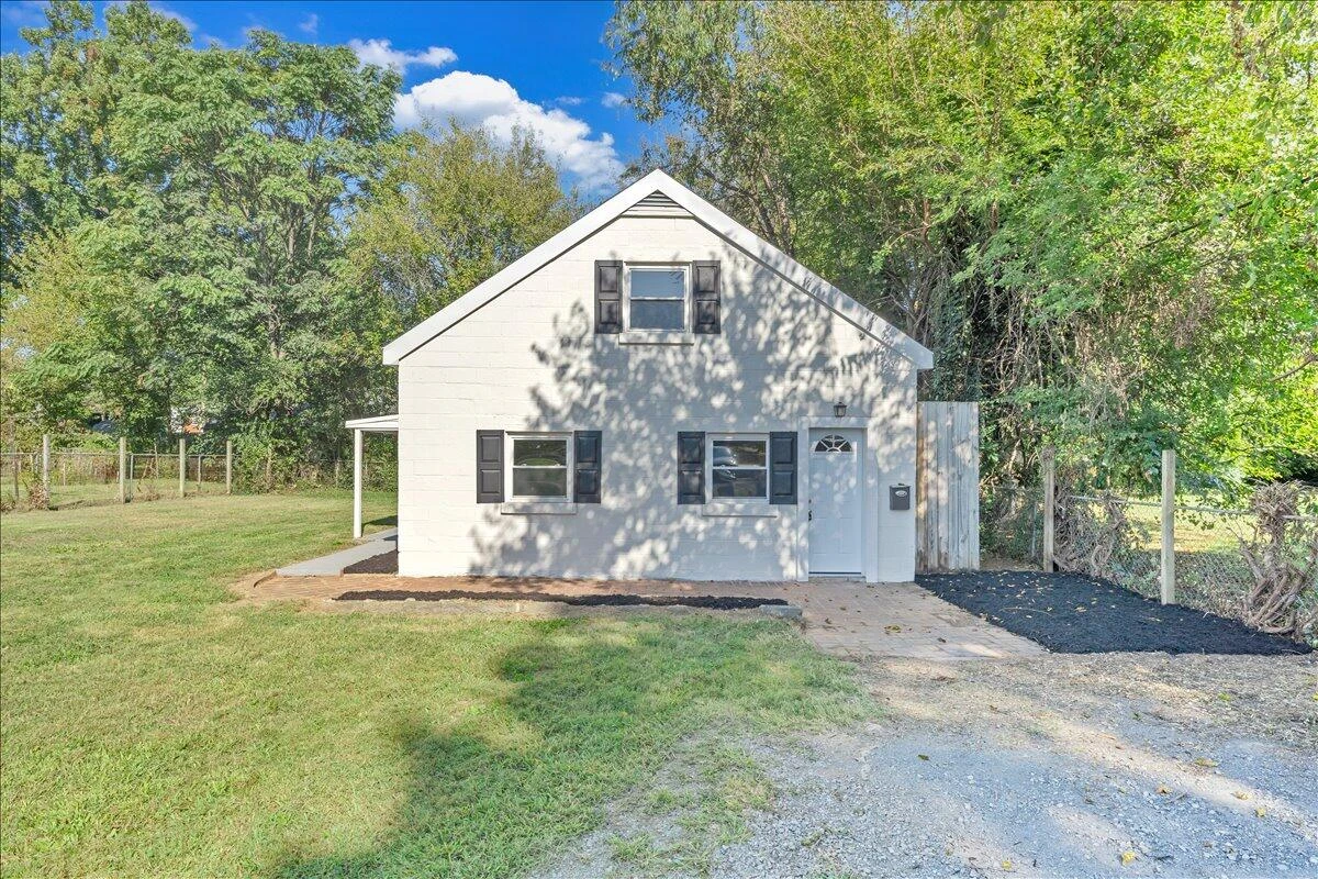 2608 Dorchester DR - Photo 24