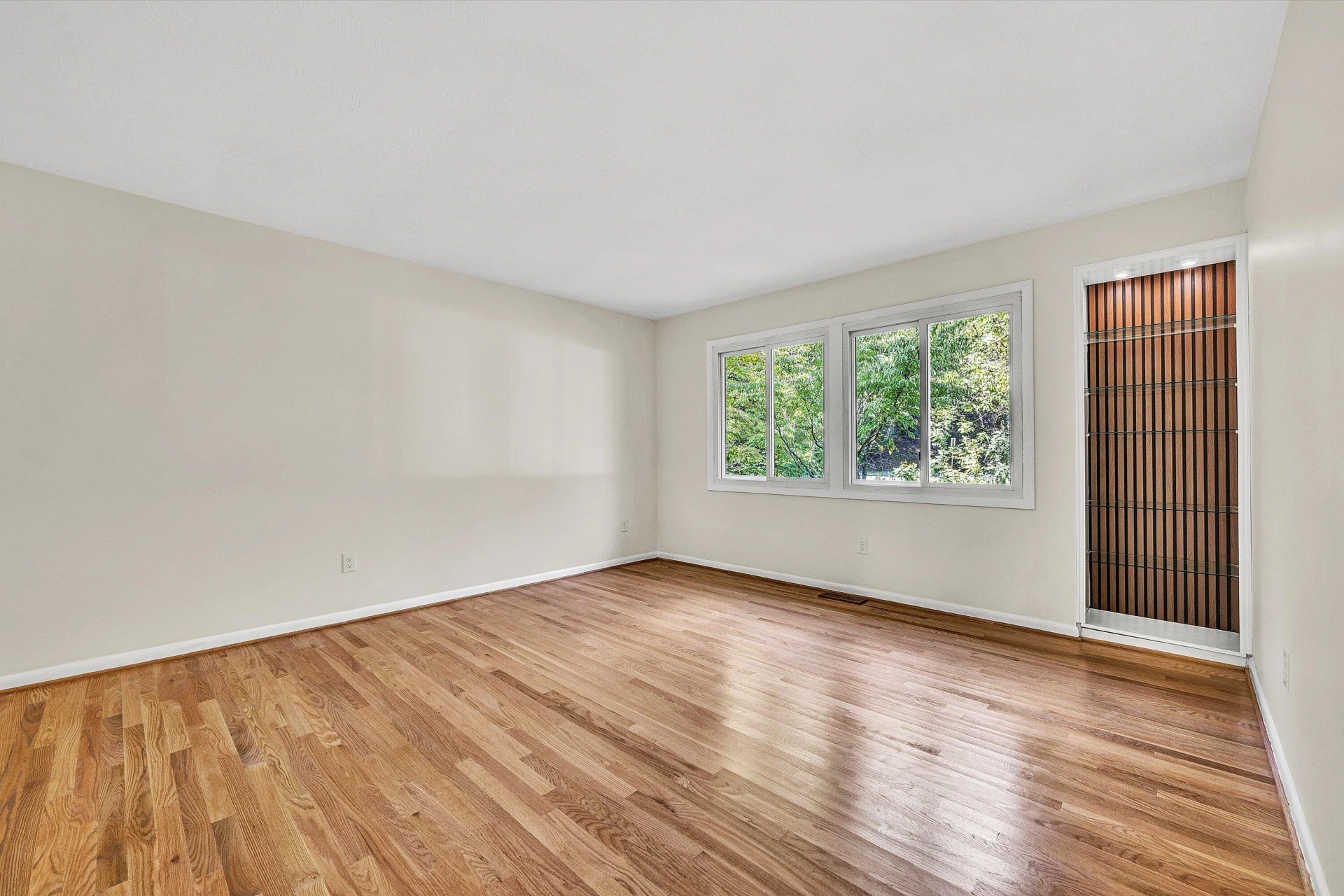 2350 Ross LN - Photo 12