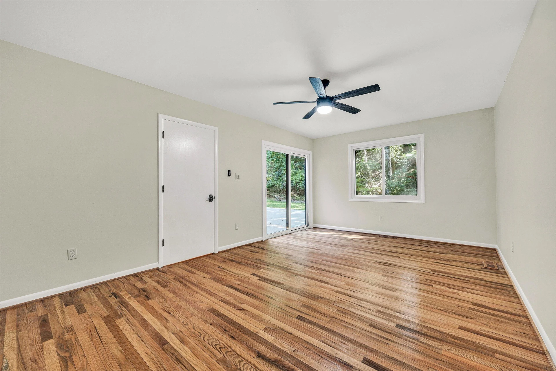2350 Ross LN - Photo 30