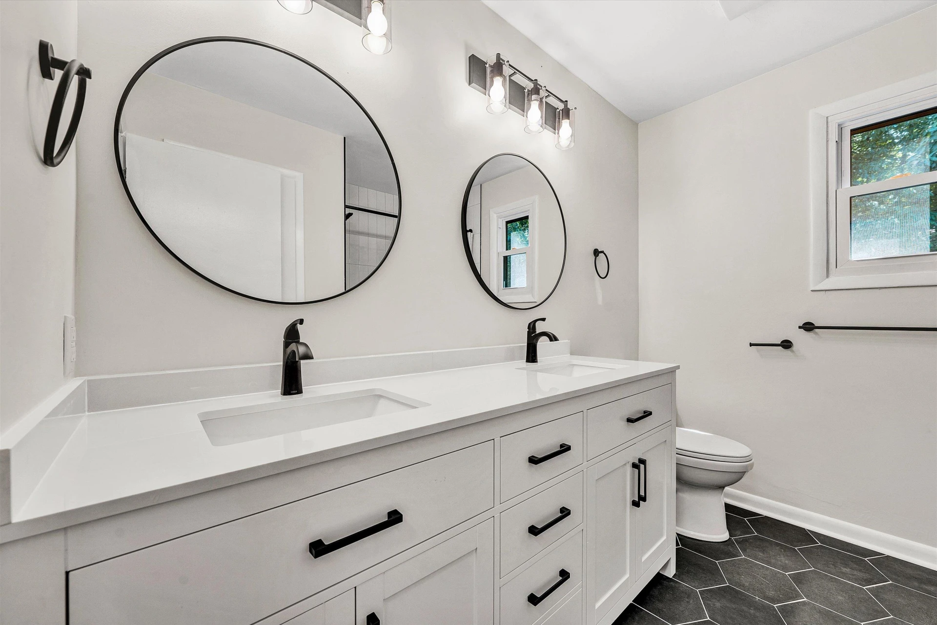 2350 Ross LN - Photo 42