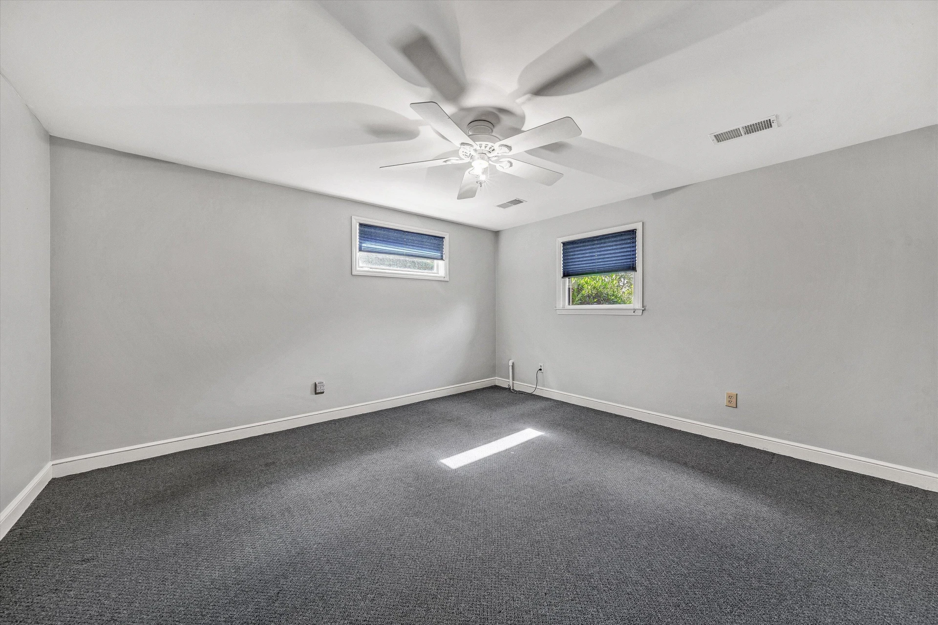 3030 Bancroft DR - Photo 34