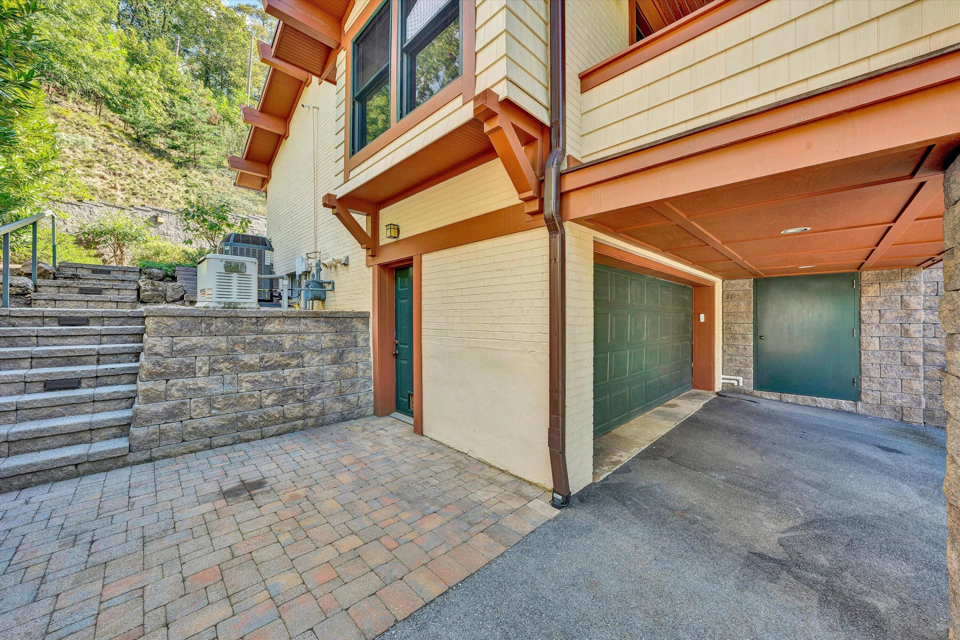 3030 Bancroft DR - Photo 40