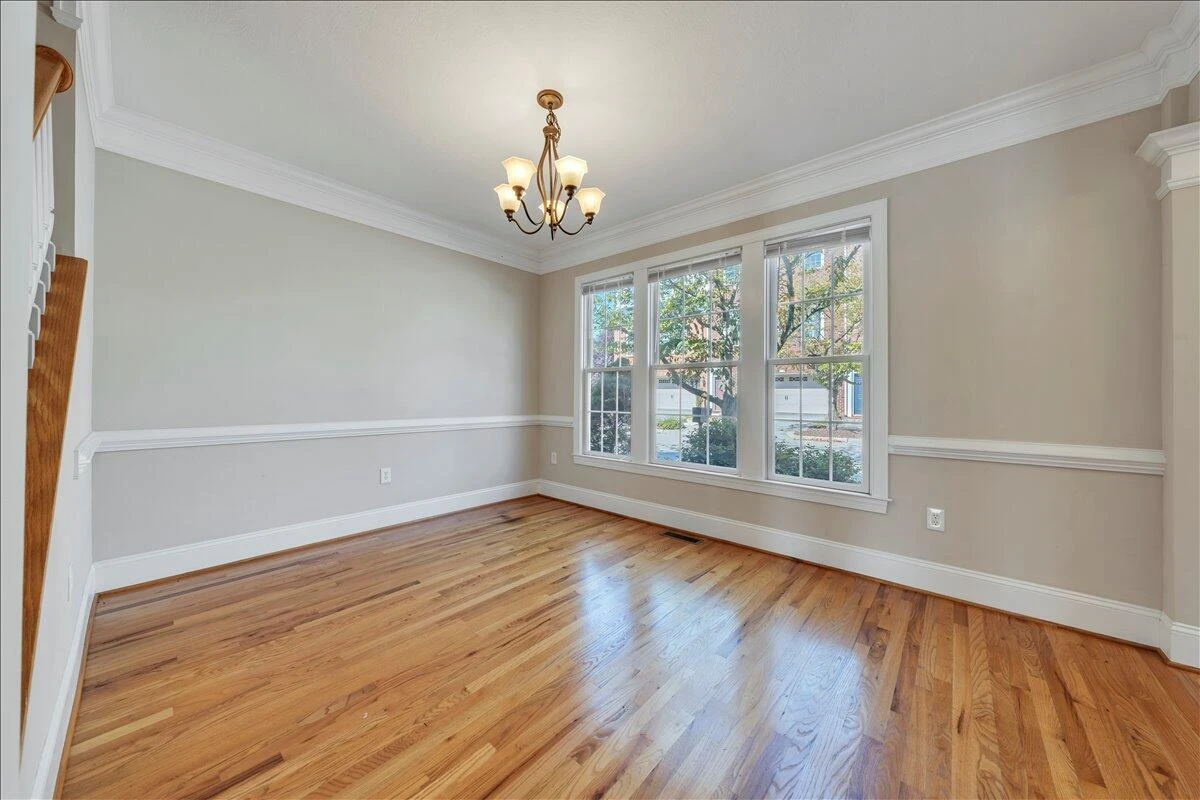 3818 Greenway DR - Photo 10