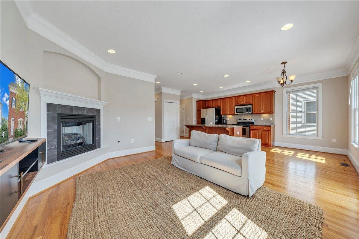 3818 Greenway DR - Photo 18