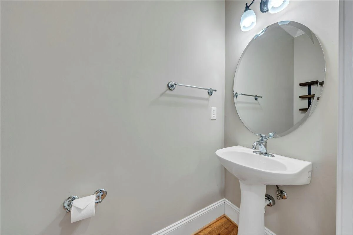3818 Greenway DR - Photo 20
