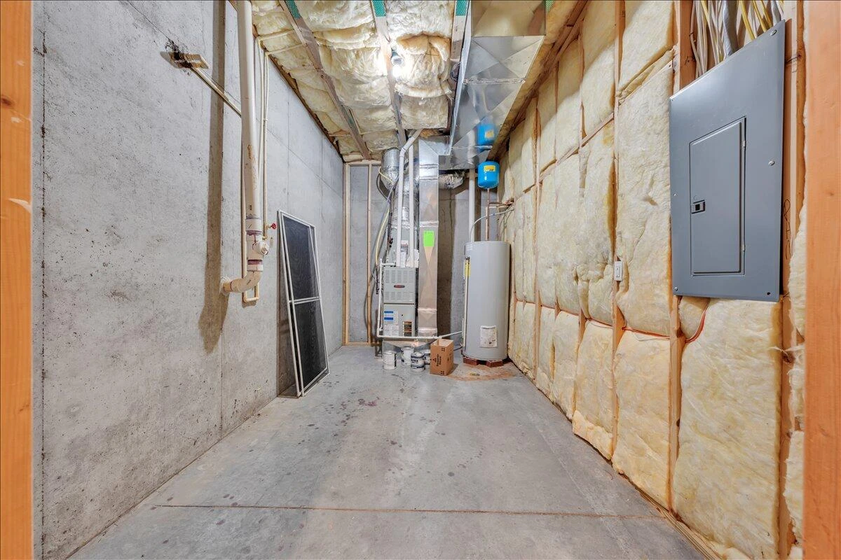 3818 Greenway DR - Photo 32