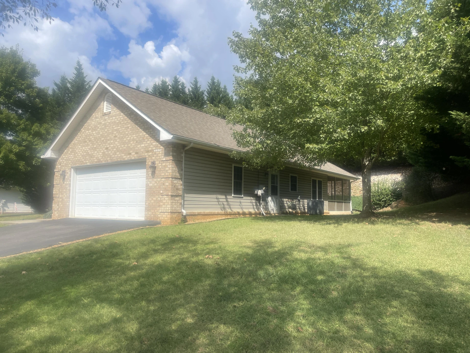 3519 Pinnacle Ridge RD - Photo 2