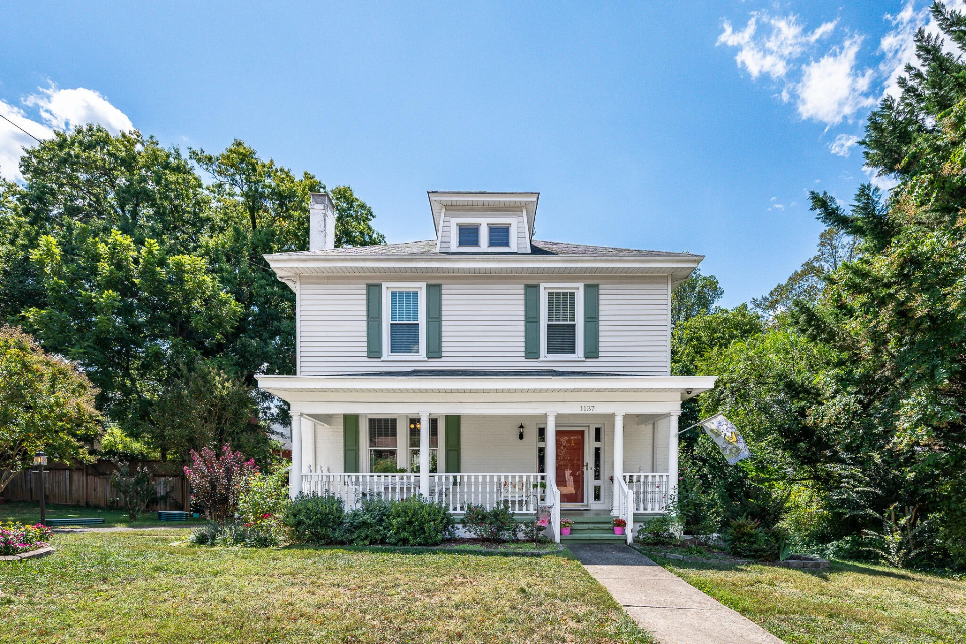 1137 Rhode Island  AVE