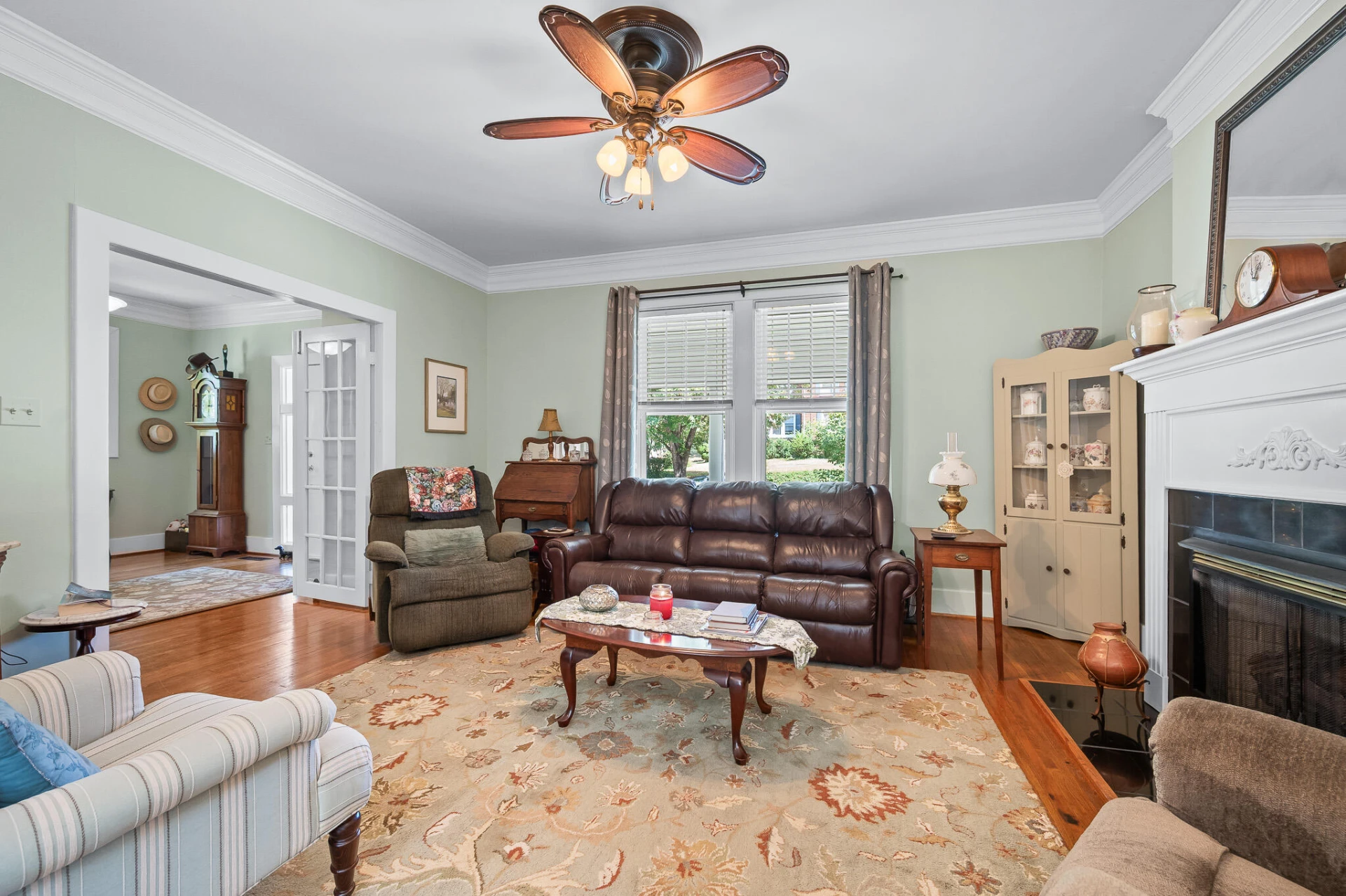 1137 Rhode Island  AVE - Photo 10
