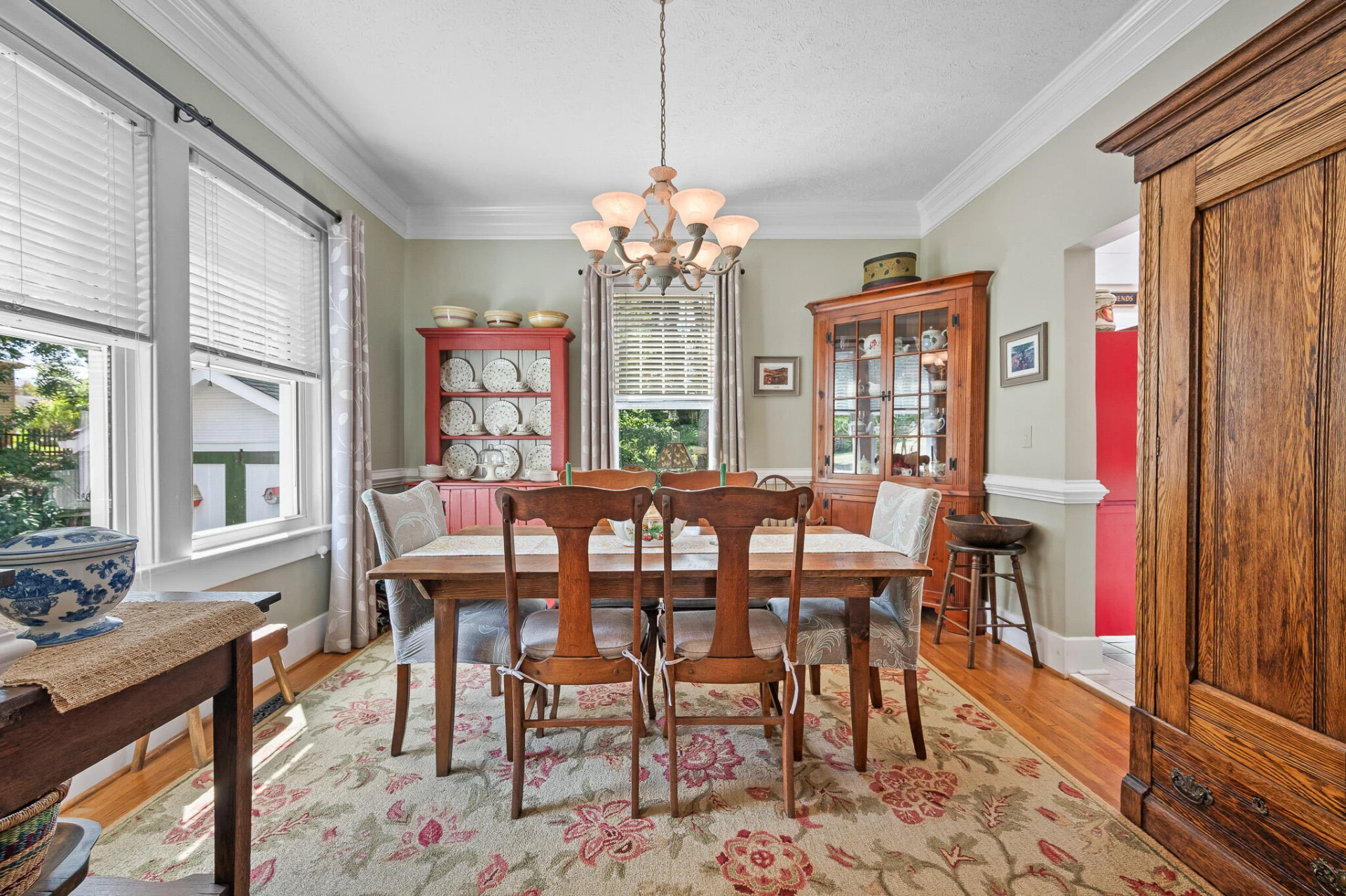 1137 Rhode Island  AVE - Photo 11