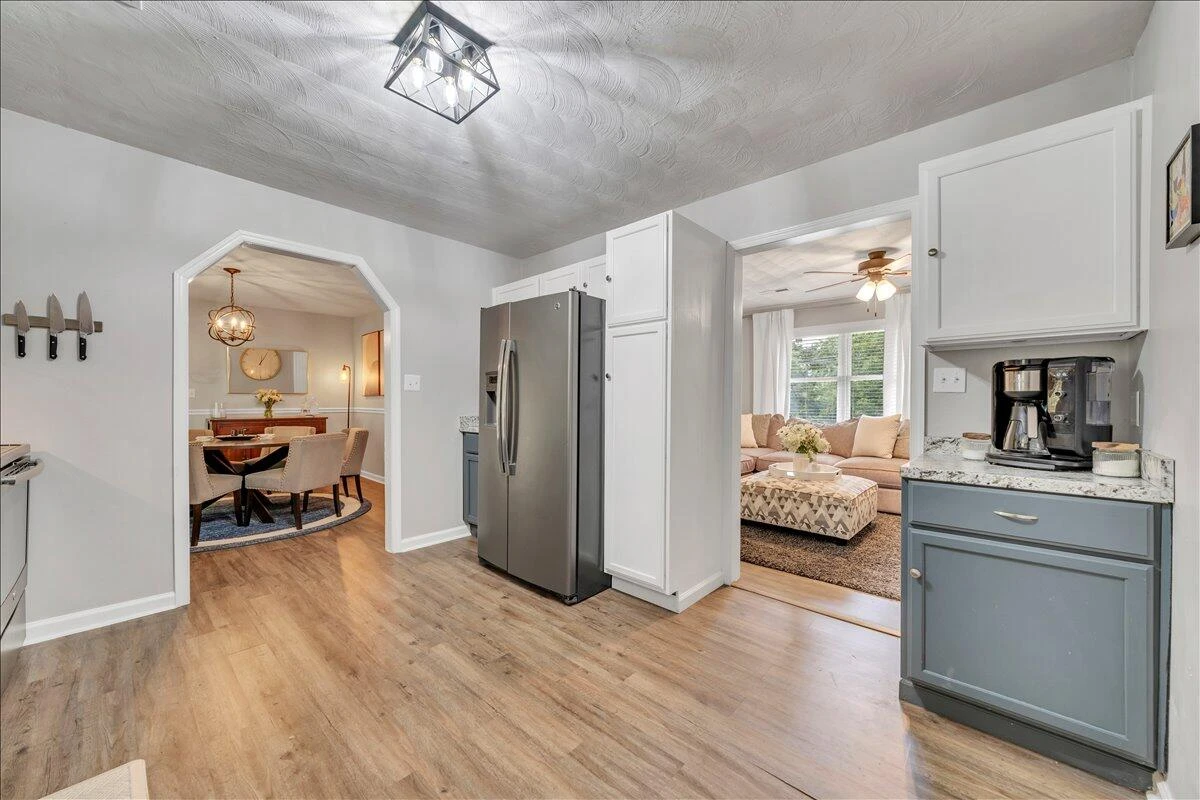 4374 Van Winkle RD - Photo 14