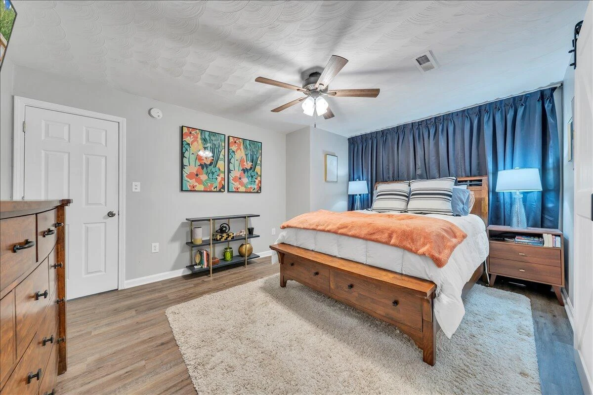 4374 Van Winkle RD - Photo 32