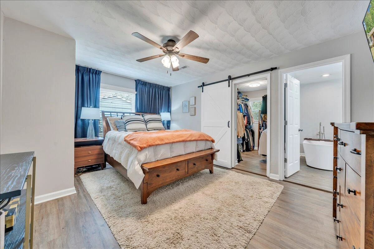 4374 Van Winkle RD - Photo 33