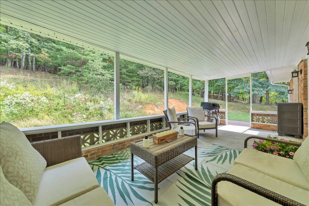 4374 Van Winkle RD - Photo 39