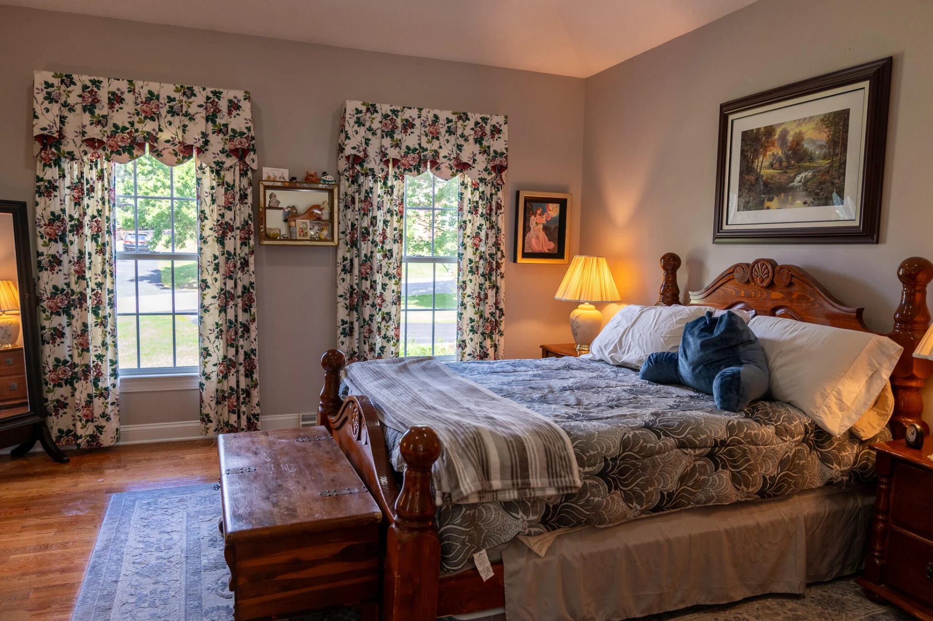 550 Loretto DR - Photo 6