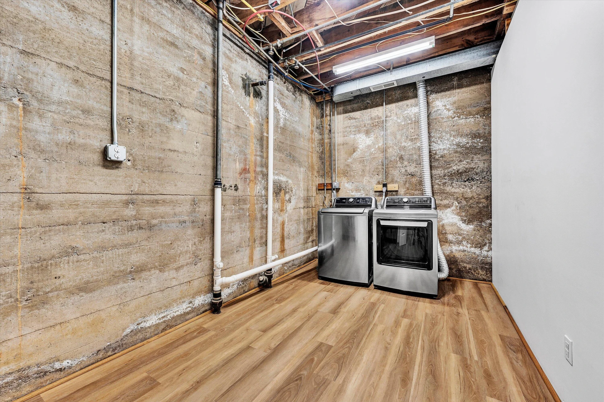 2836 Jefferson ST - Photo 50