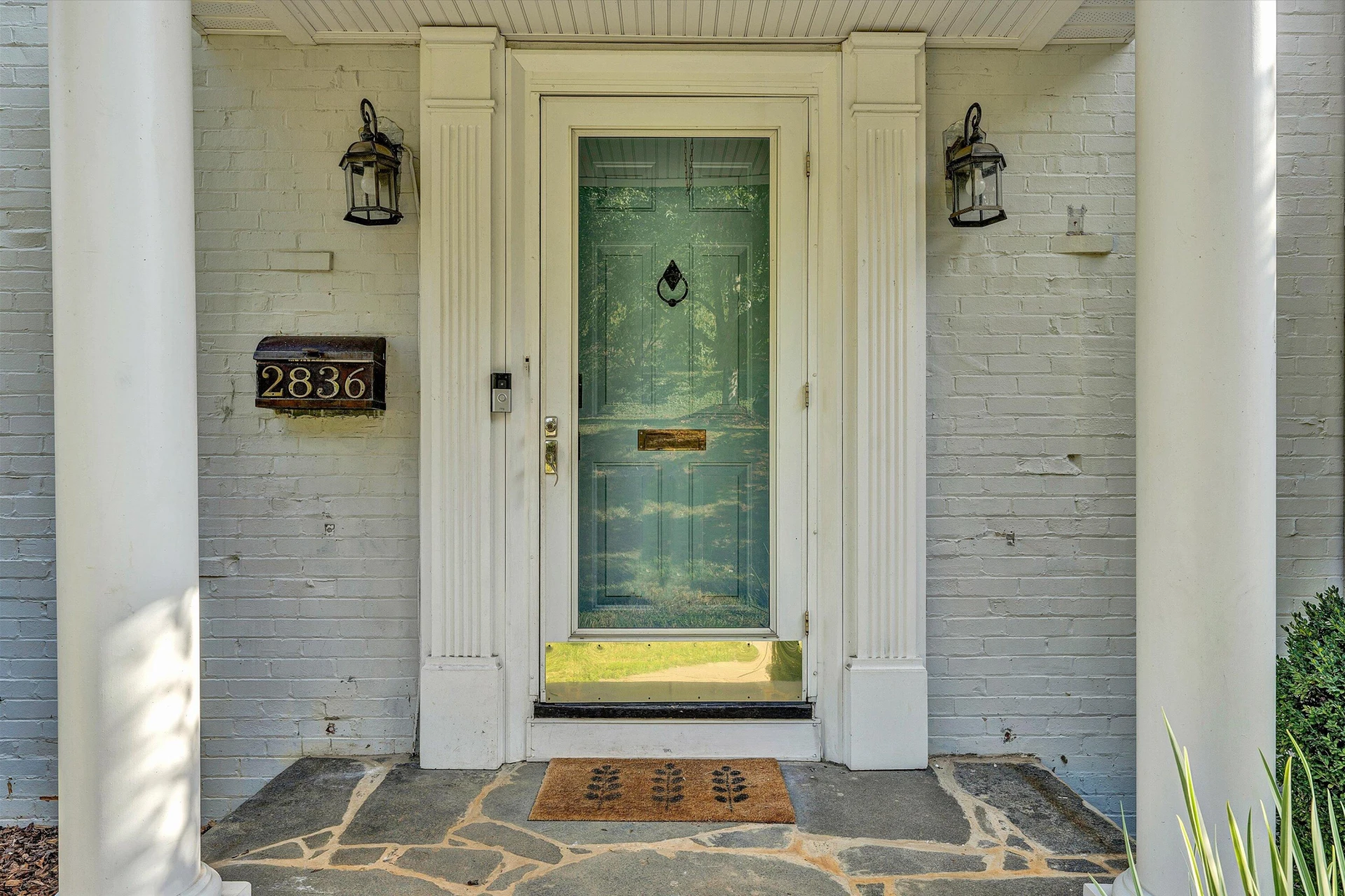2836 Jefferson ST - Photo 8