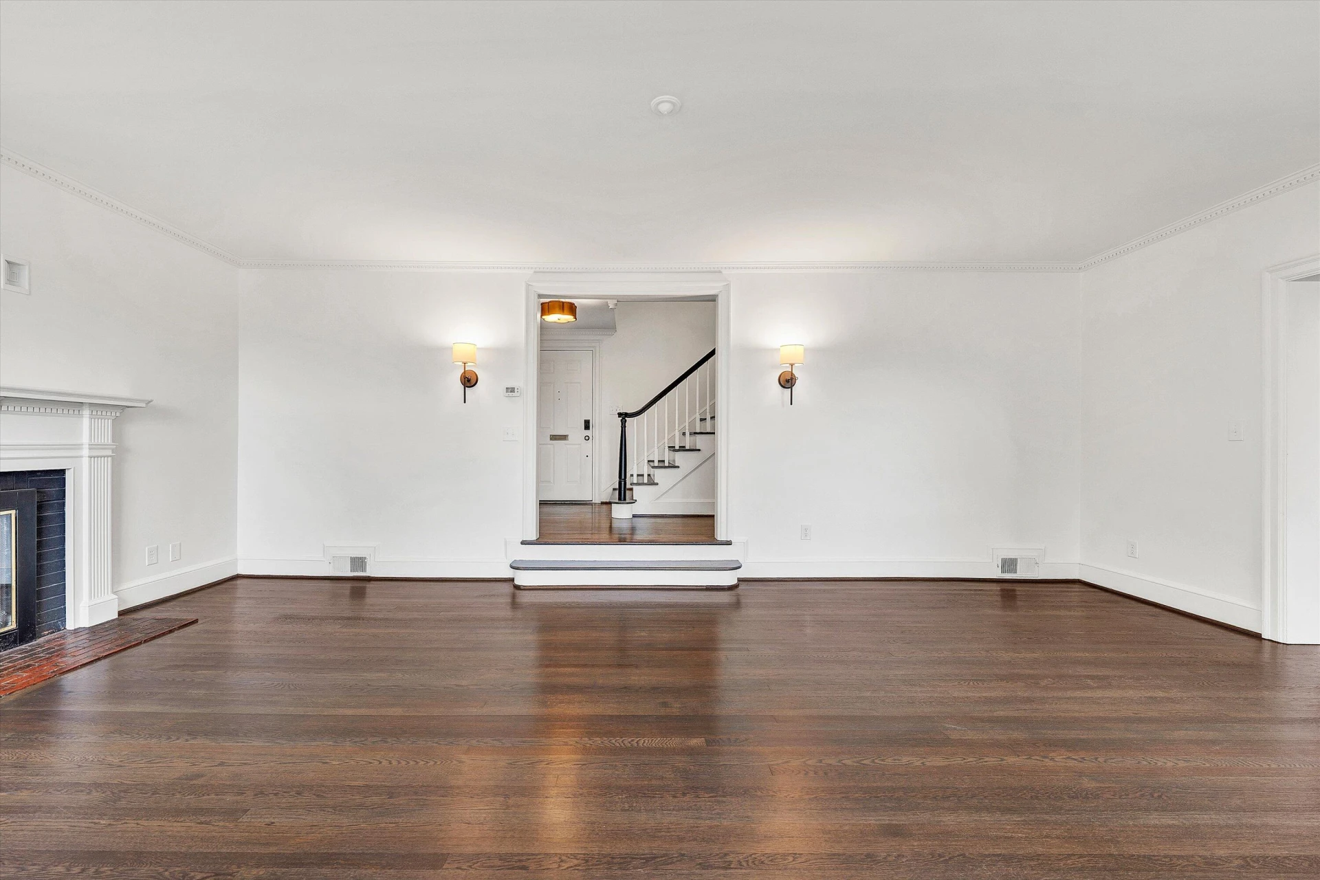 2836 Jefferson ST - Photo 11