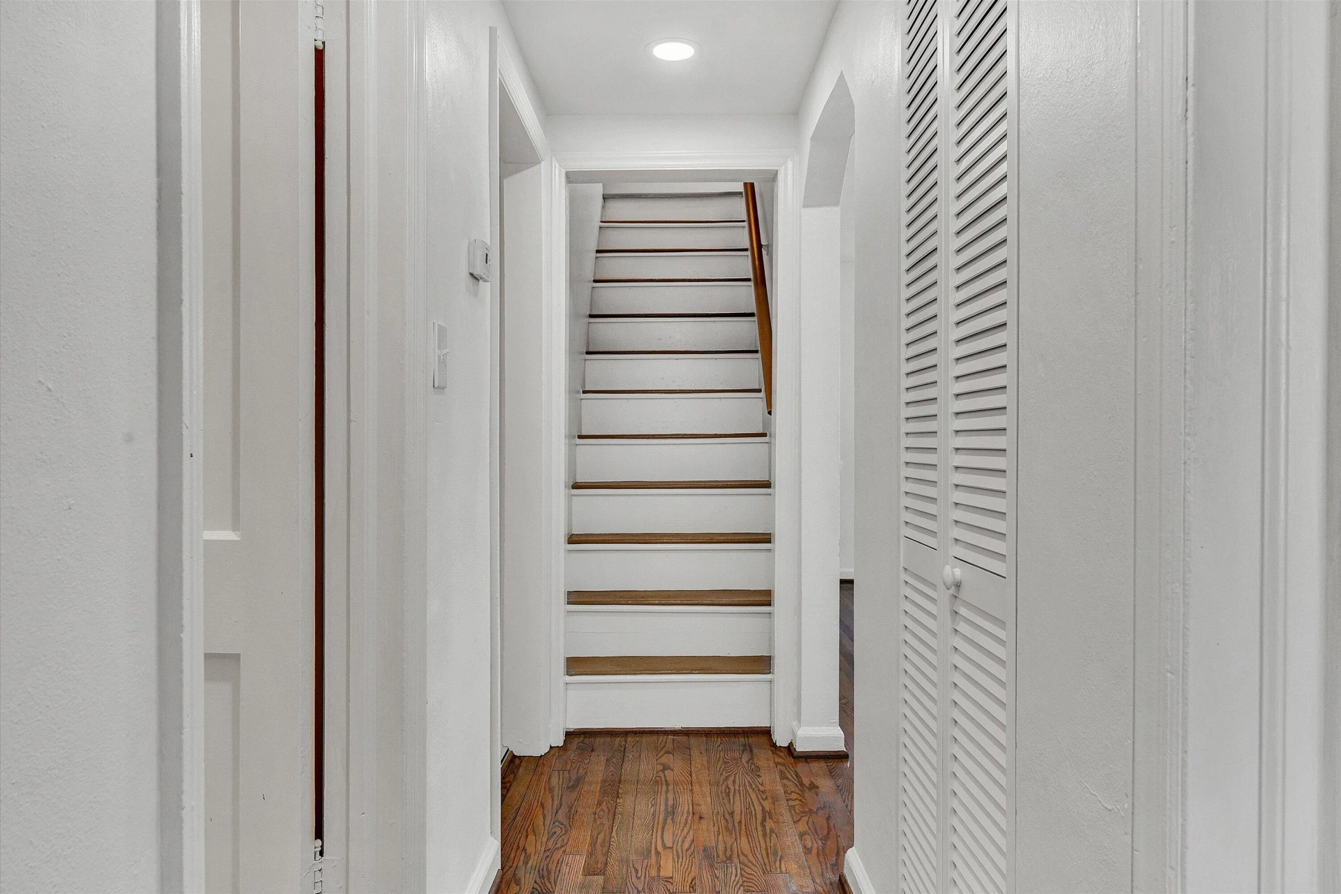 2508 Churchill DR - Photo 16