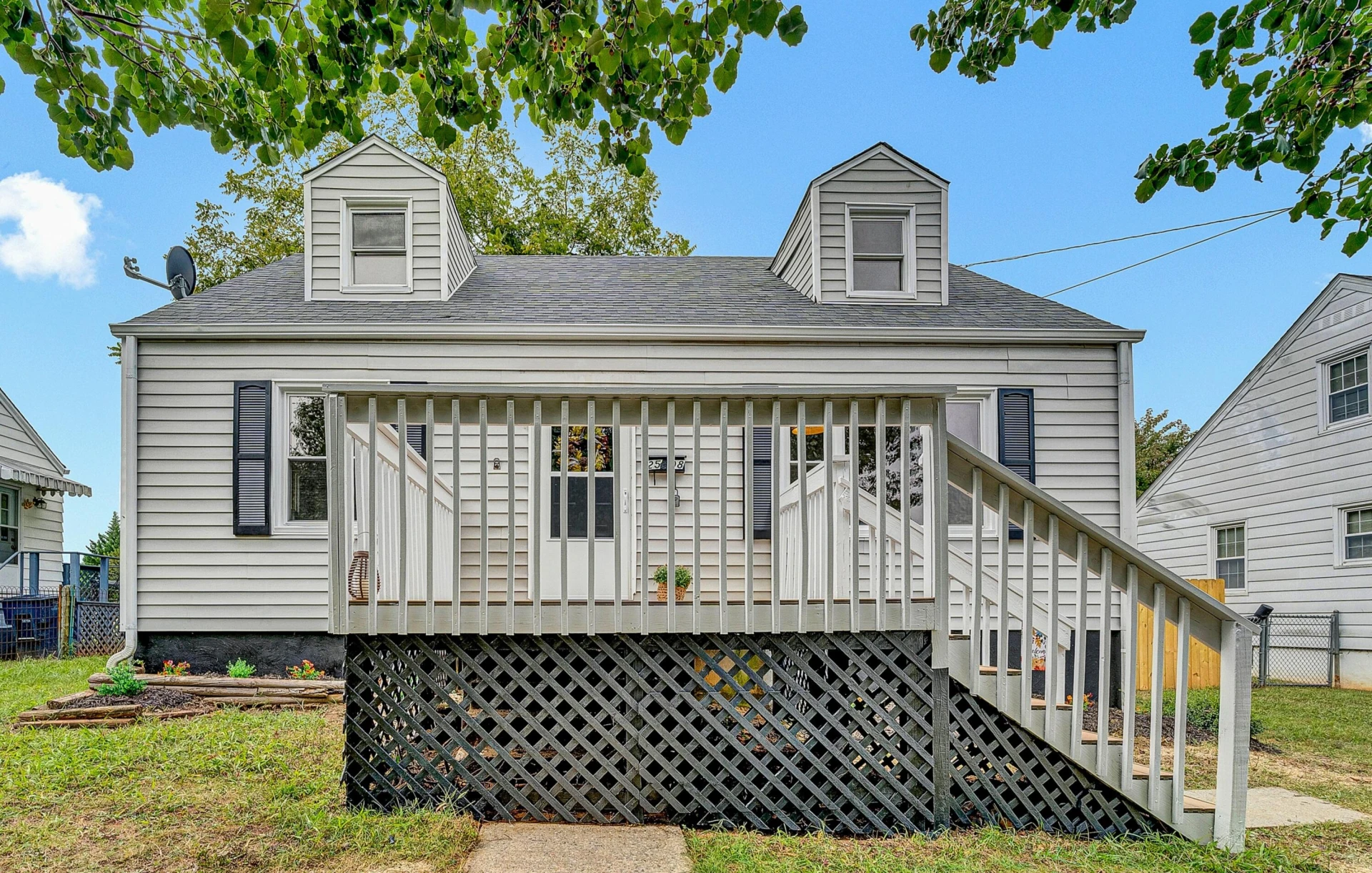 2508 Churchill DR - Photo 2
