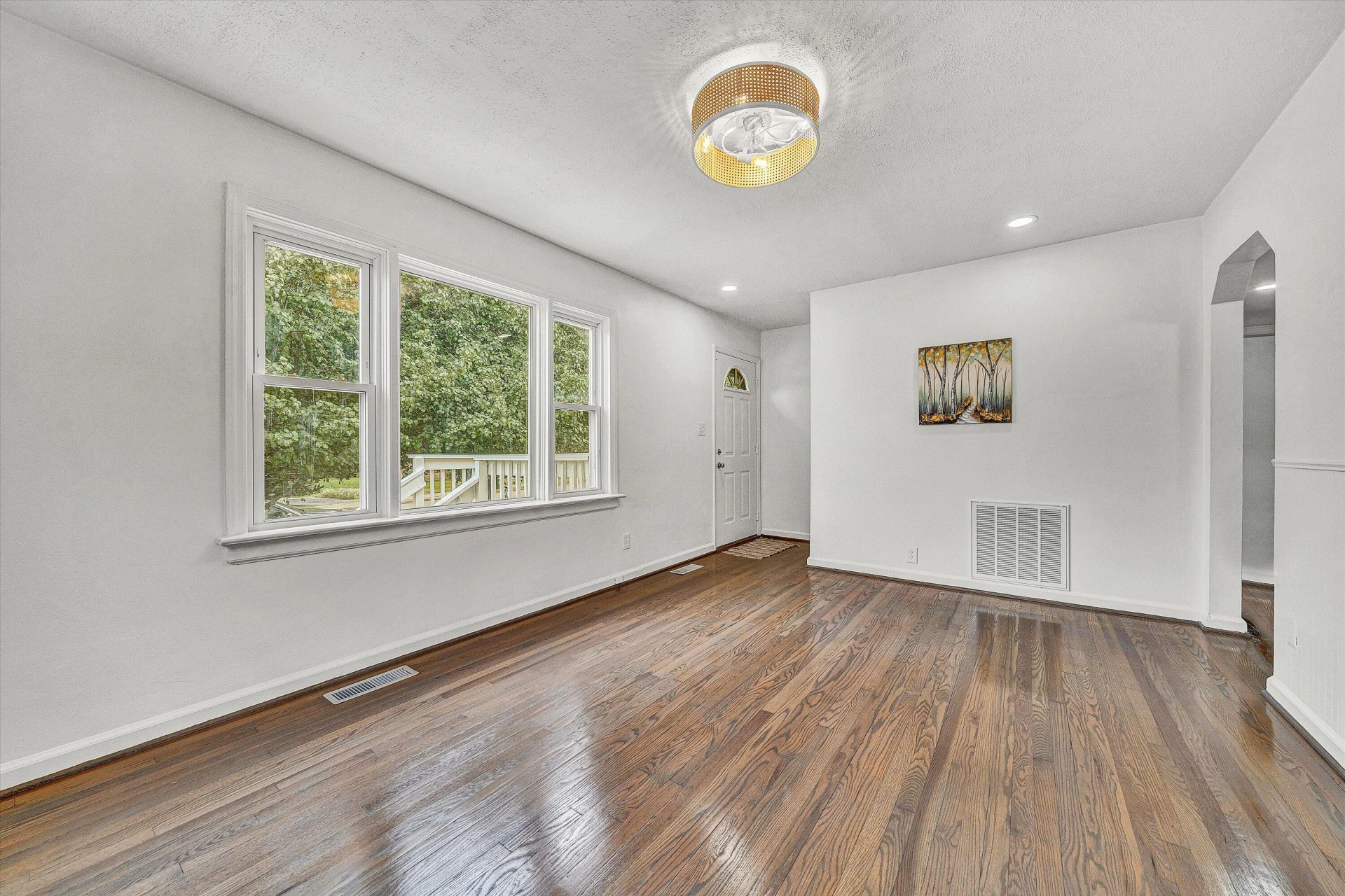2508 Churchill DR - Photo 3