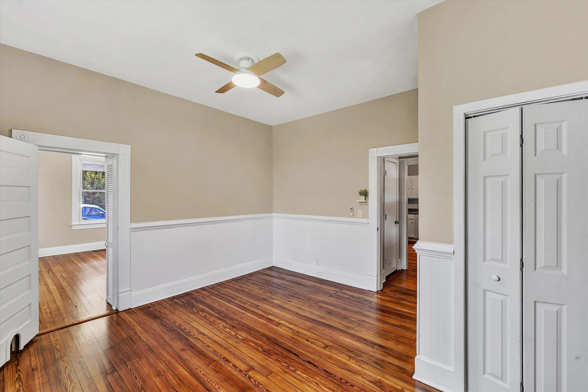2225 Sabine ST - Photo 13