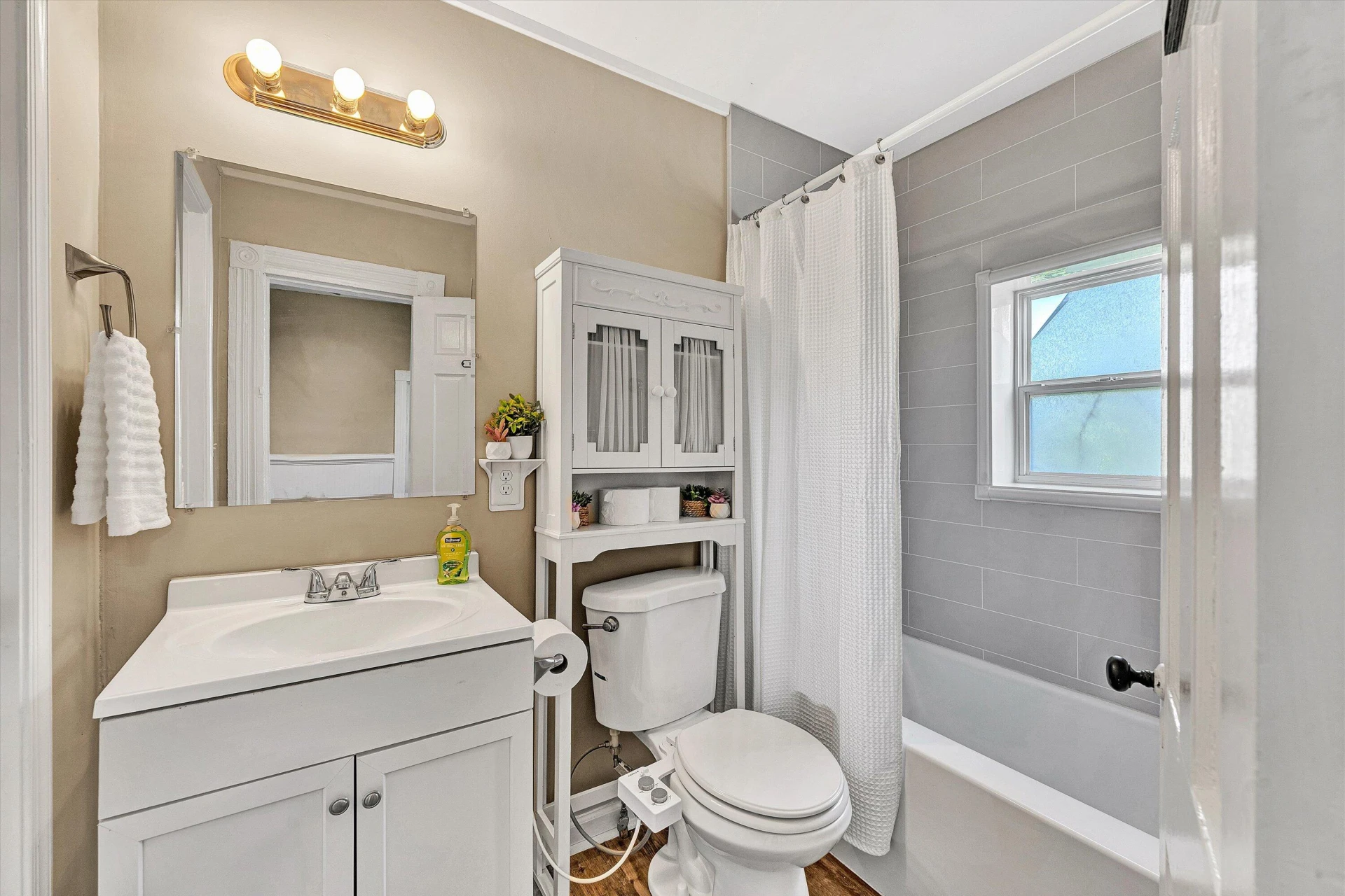 2225 Sabine ST - Photo 15