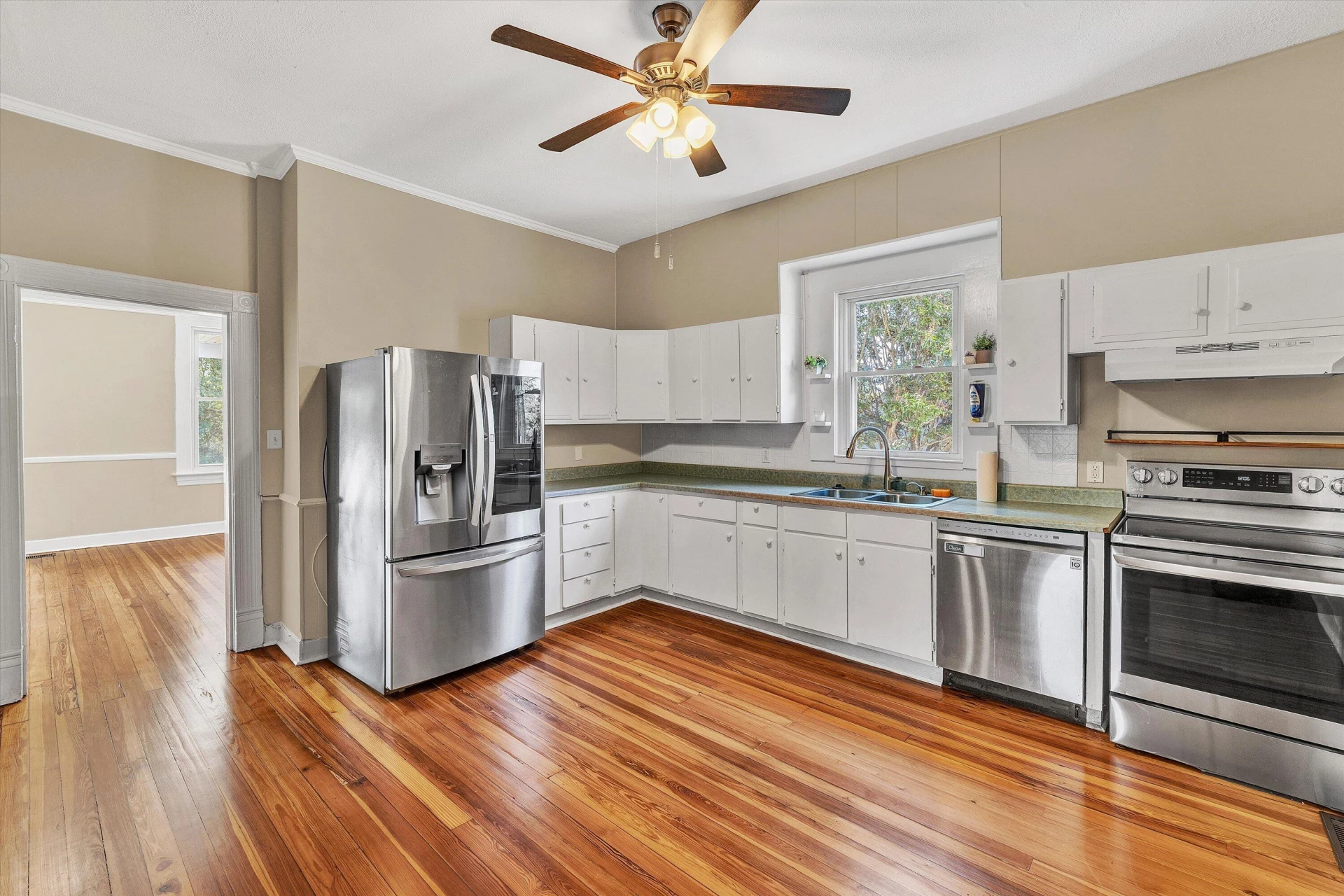 2225 Sabine ST - Photo 16